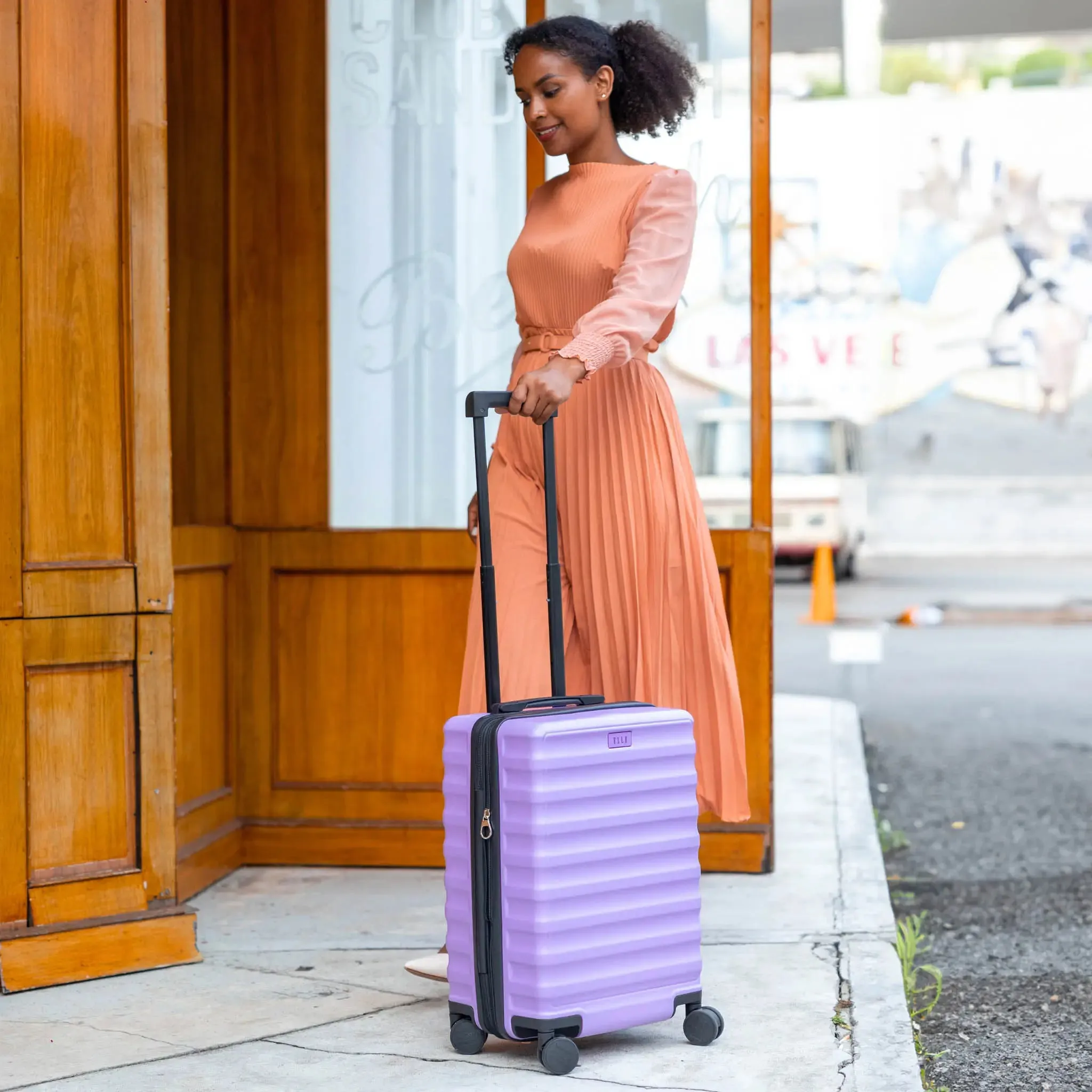 Excursion 3 Piece Expandable Chic Luggage Set - Image 18