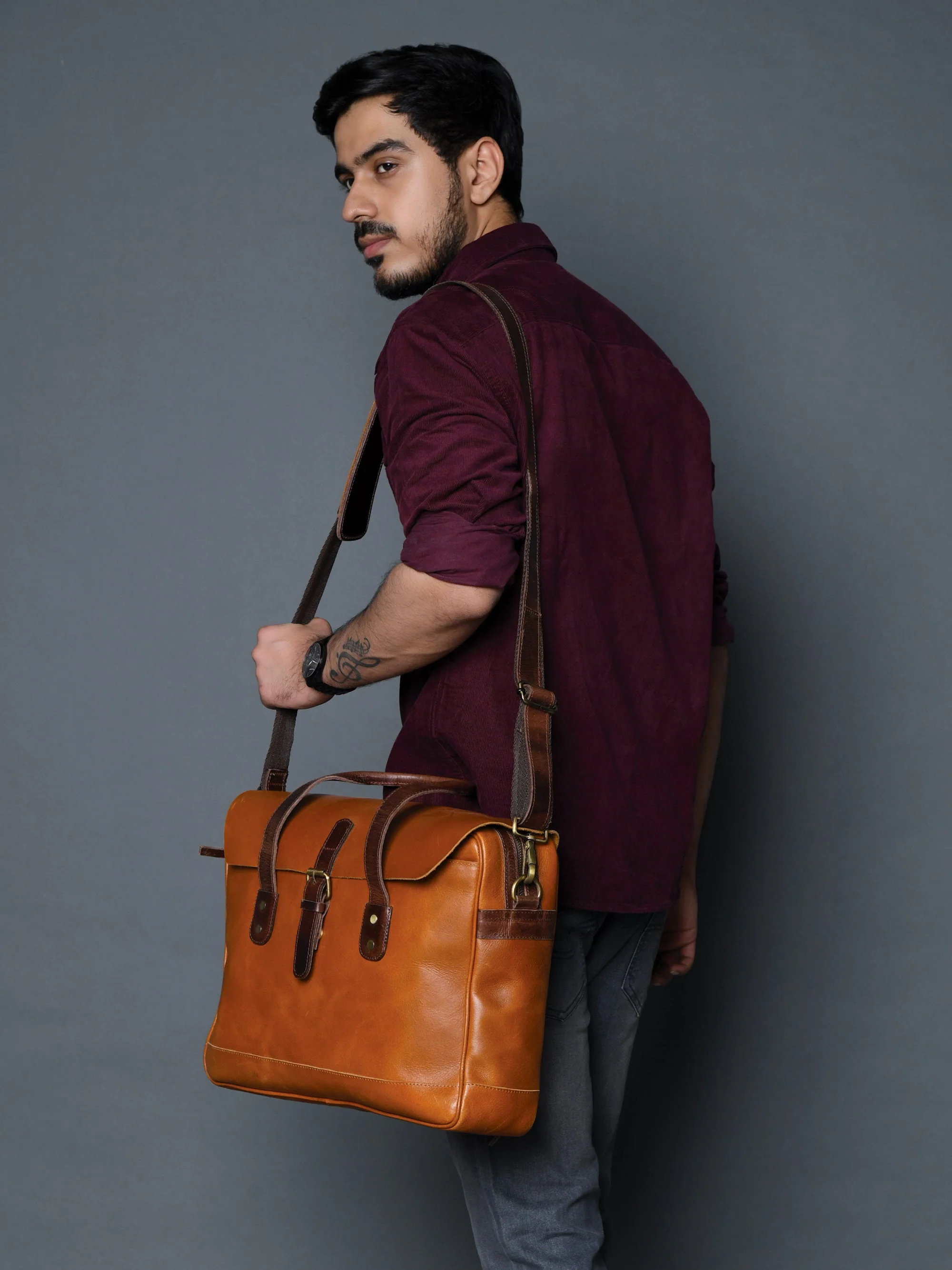 Executive Travel Briefcase Satchel Bag - Image 7