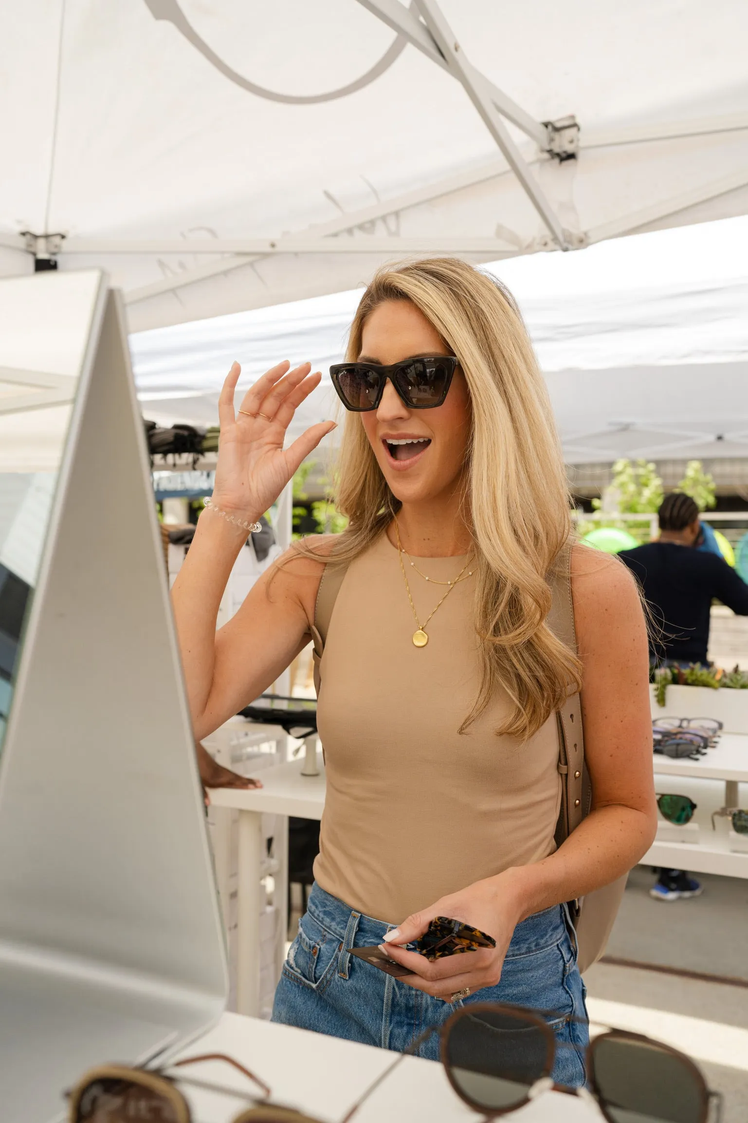 Figure Sunglasses - Image 37