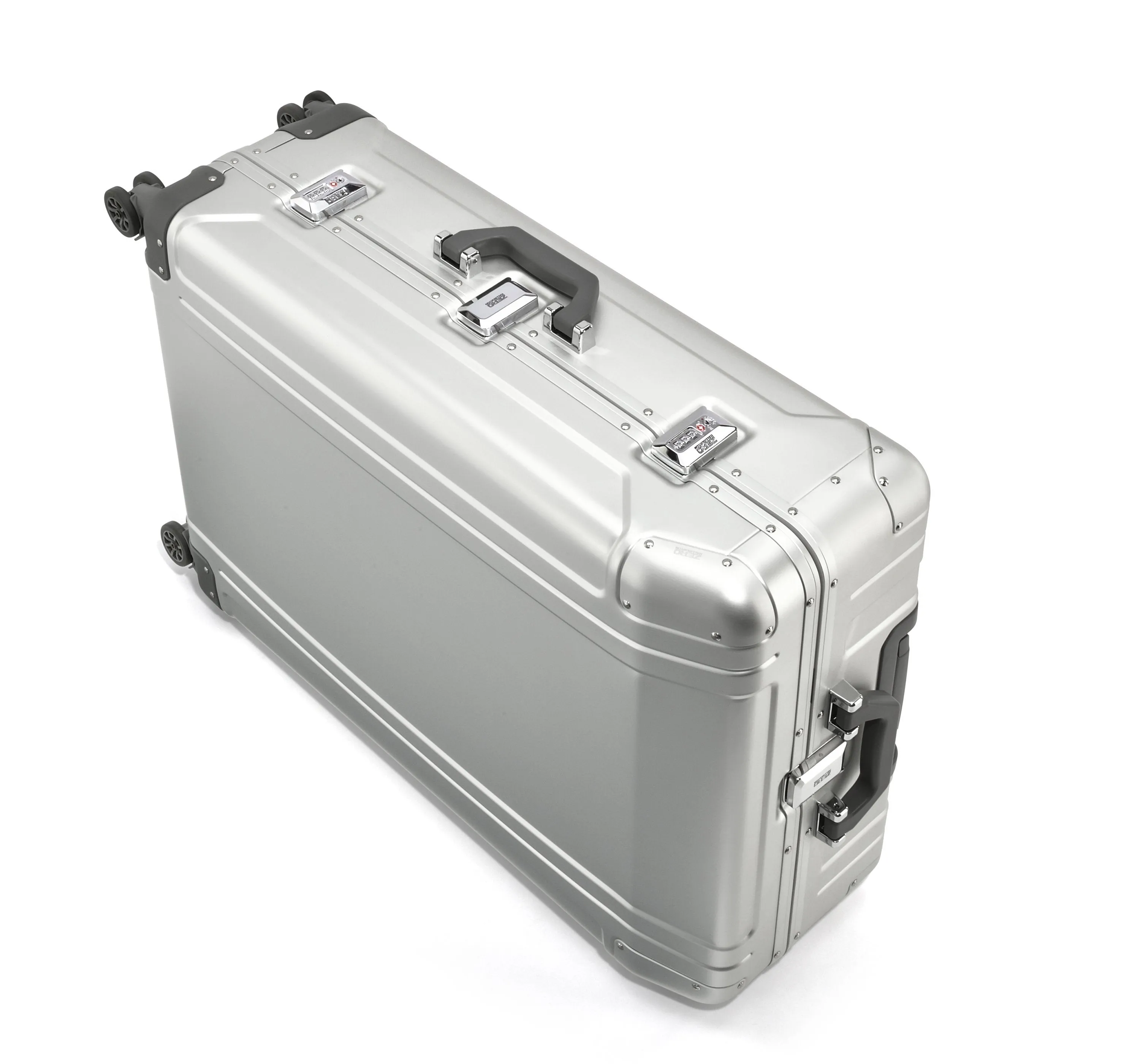 Geo Aluminum 3.0 |   30" Spinner Suitcase - Image 4
