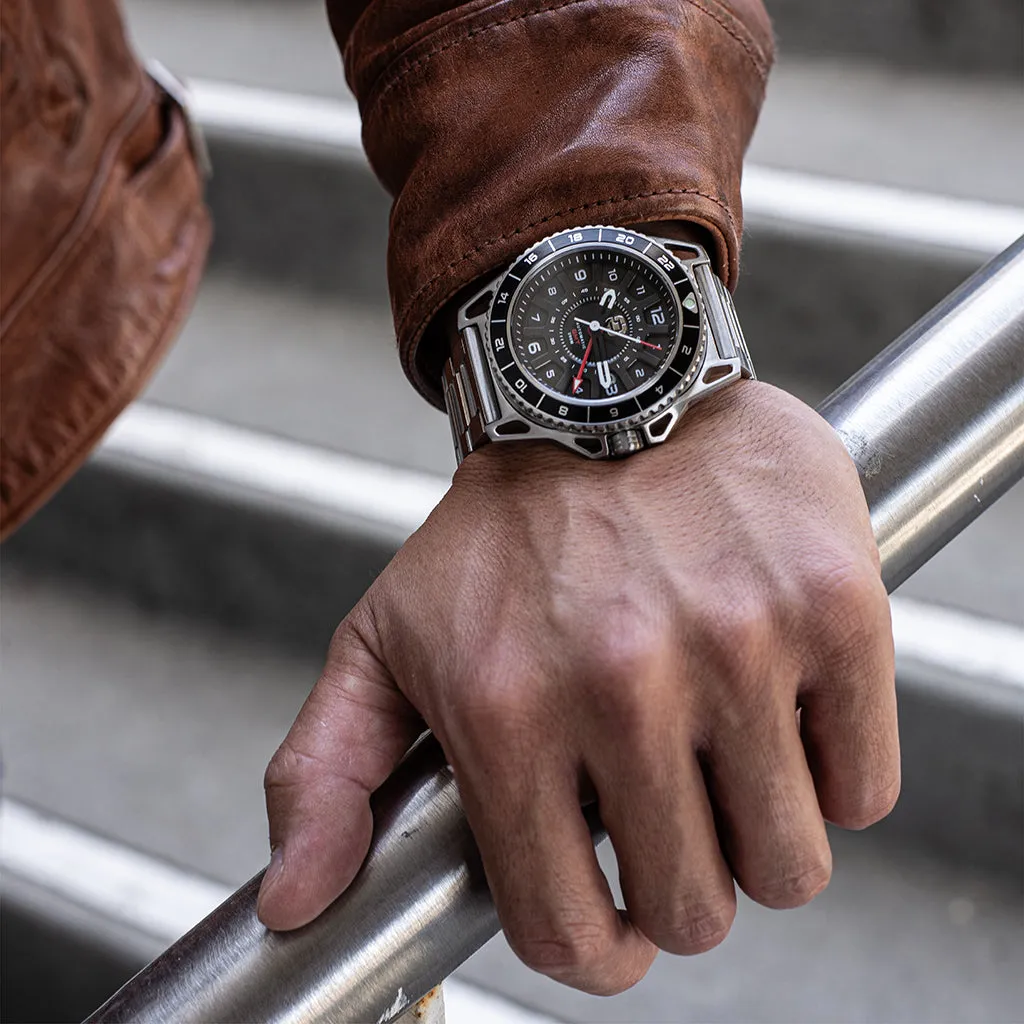 GMT-01 - Automatic Gmt Men's Watch with Metal Bracelet - Image 8