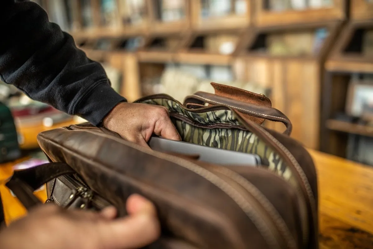 Greenhead" Bottomland Full Grain Buffalo Leather Briefcase - Image 11