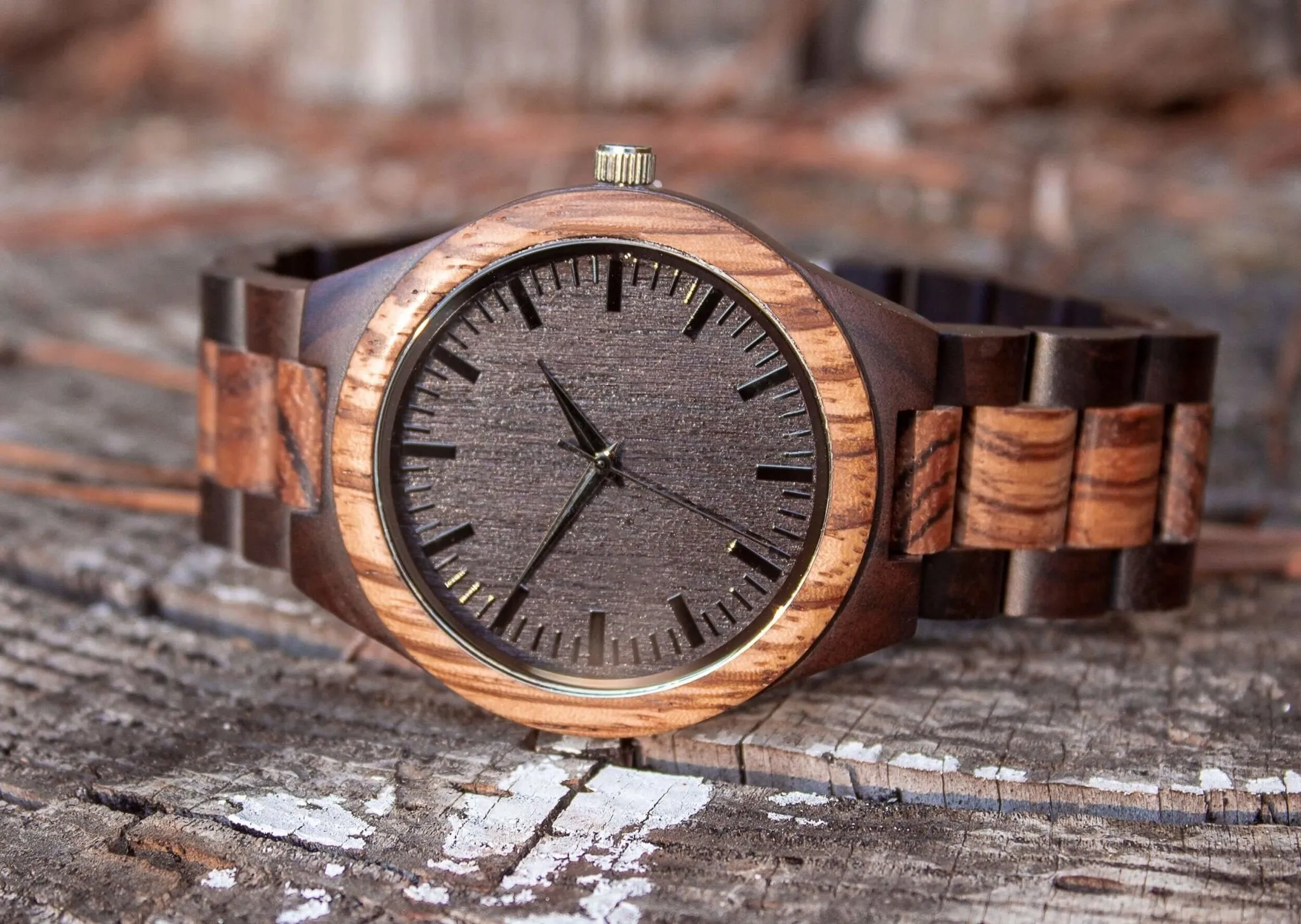 Groomsmen Set Of 12 Wooden Men's Watches - Grandiose - Image 3