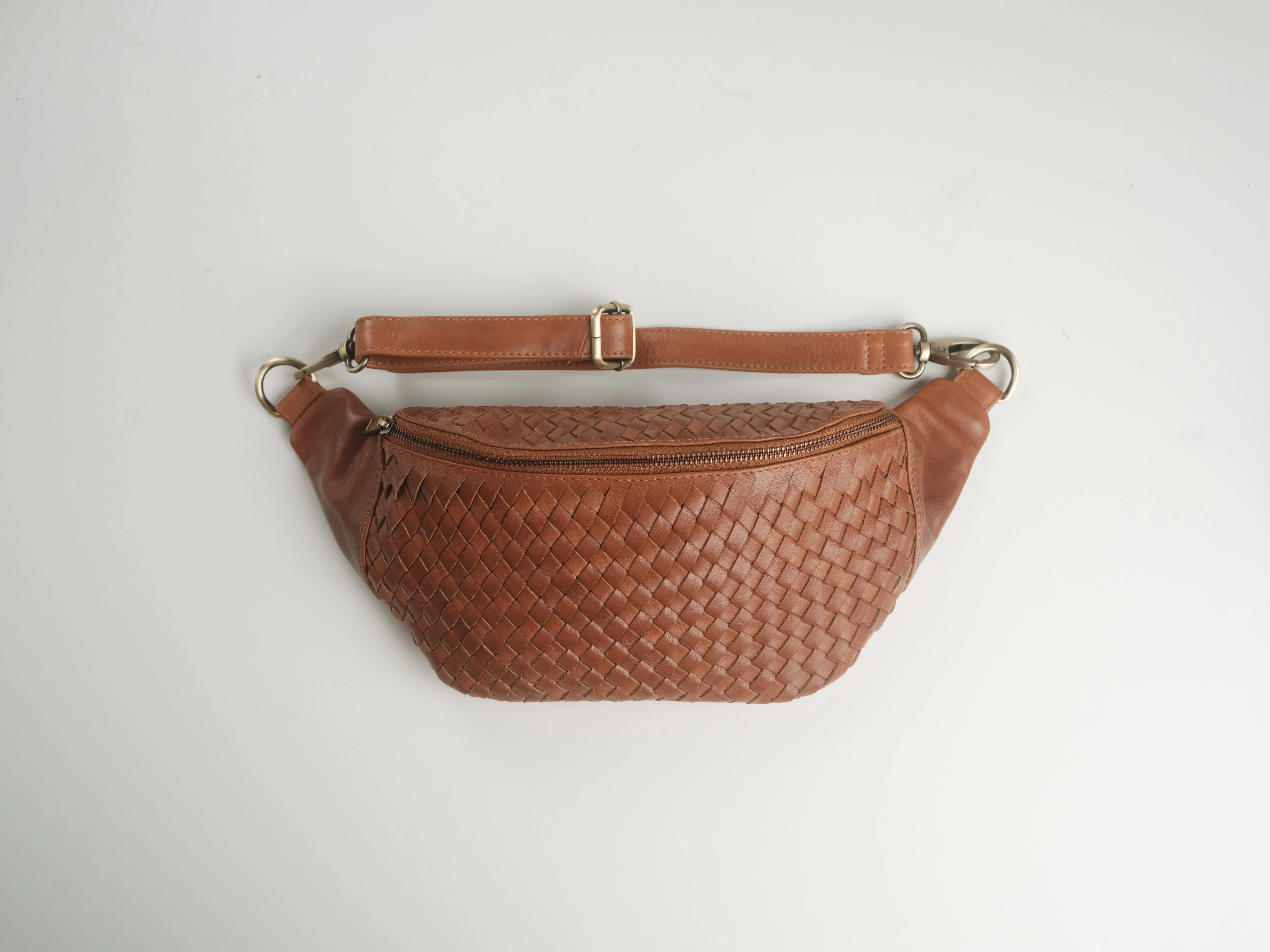 Haleiwa Woven Leather Sling Bag - Image 10