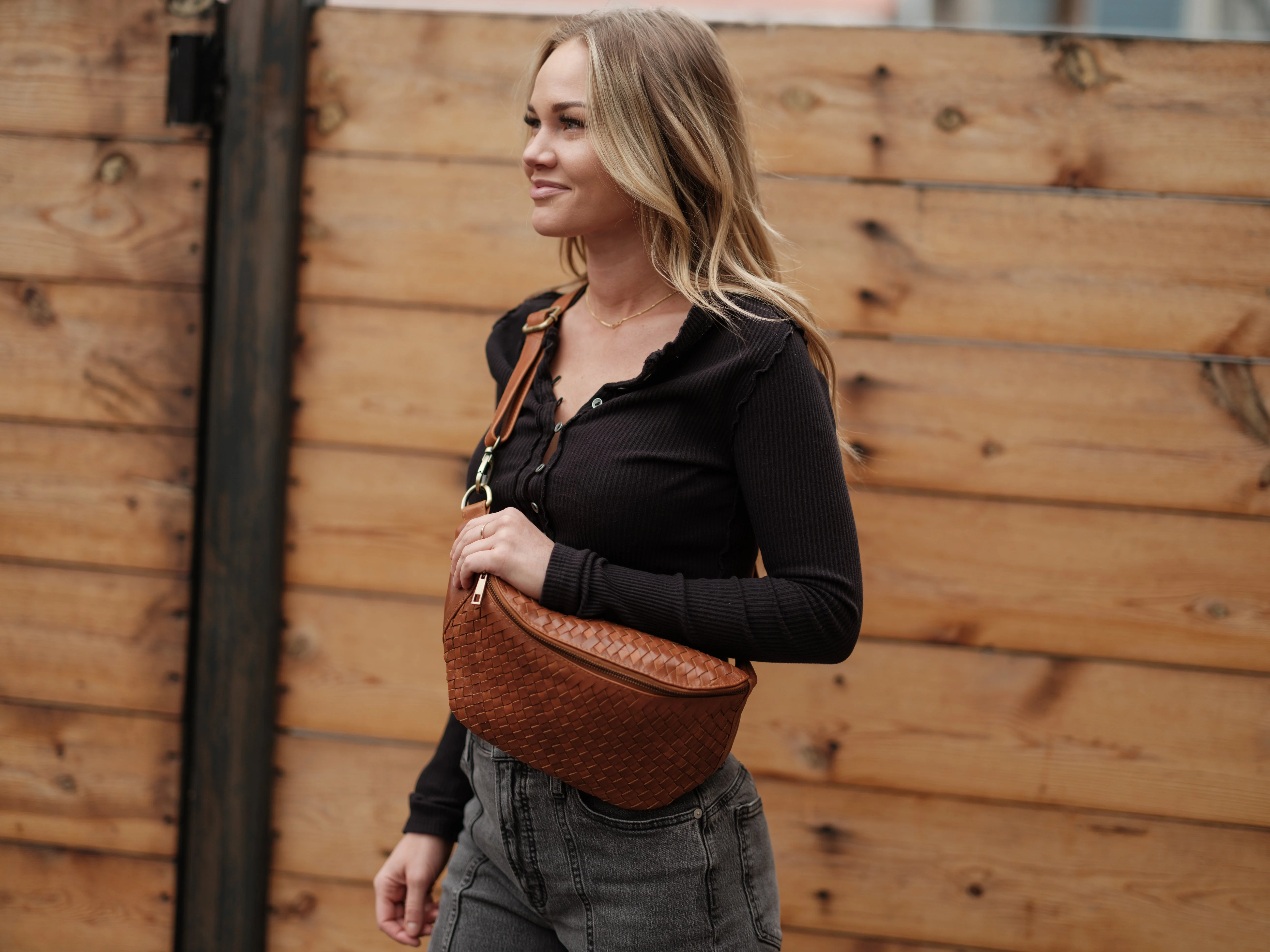 Haleiwa Woven Leather Sling Bag - Image 3