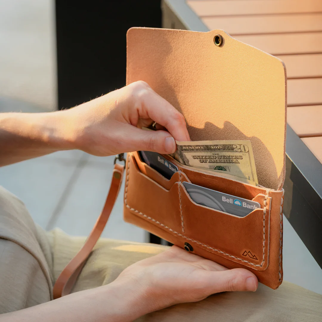 Helena Clutch – Handcrafted Full-Grain Horween Leather Wallet - Image 4