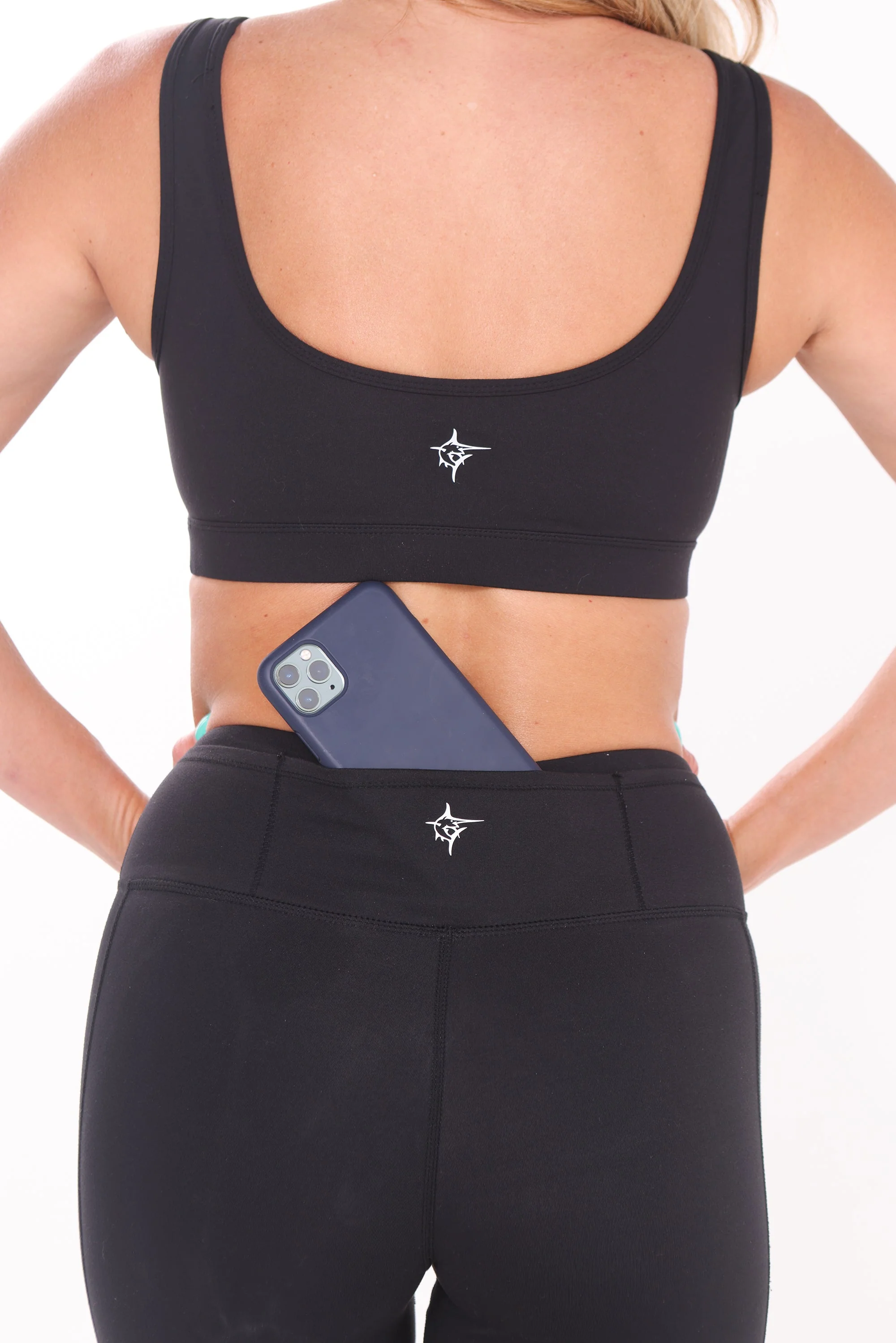 HydroFlex Cut Out Leggings - Image 4