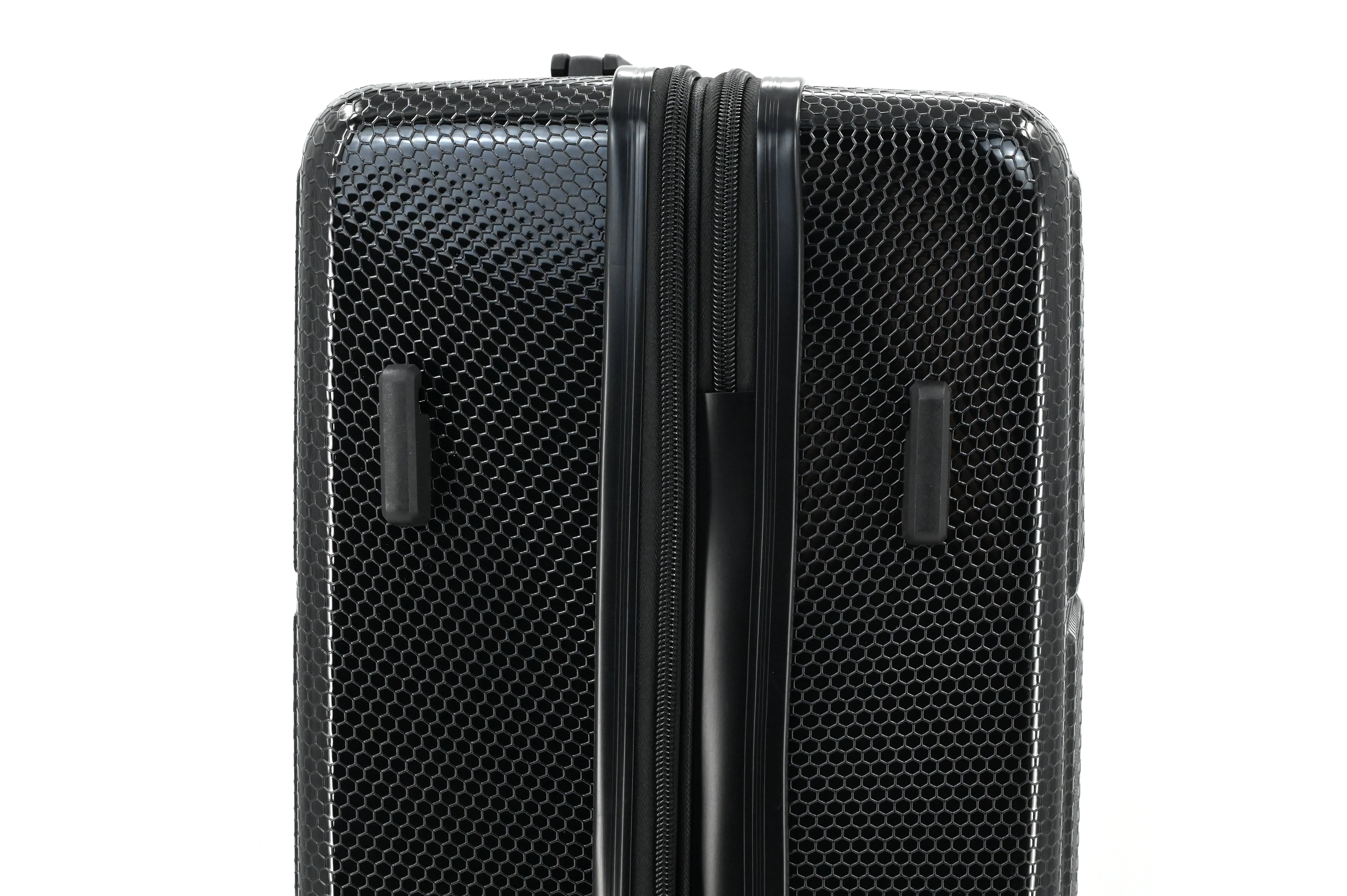 AERO Expandable 3-Piece Spinner Luggage Set - Image 17
