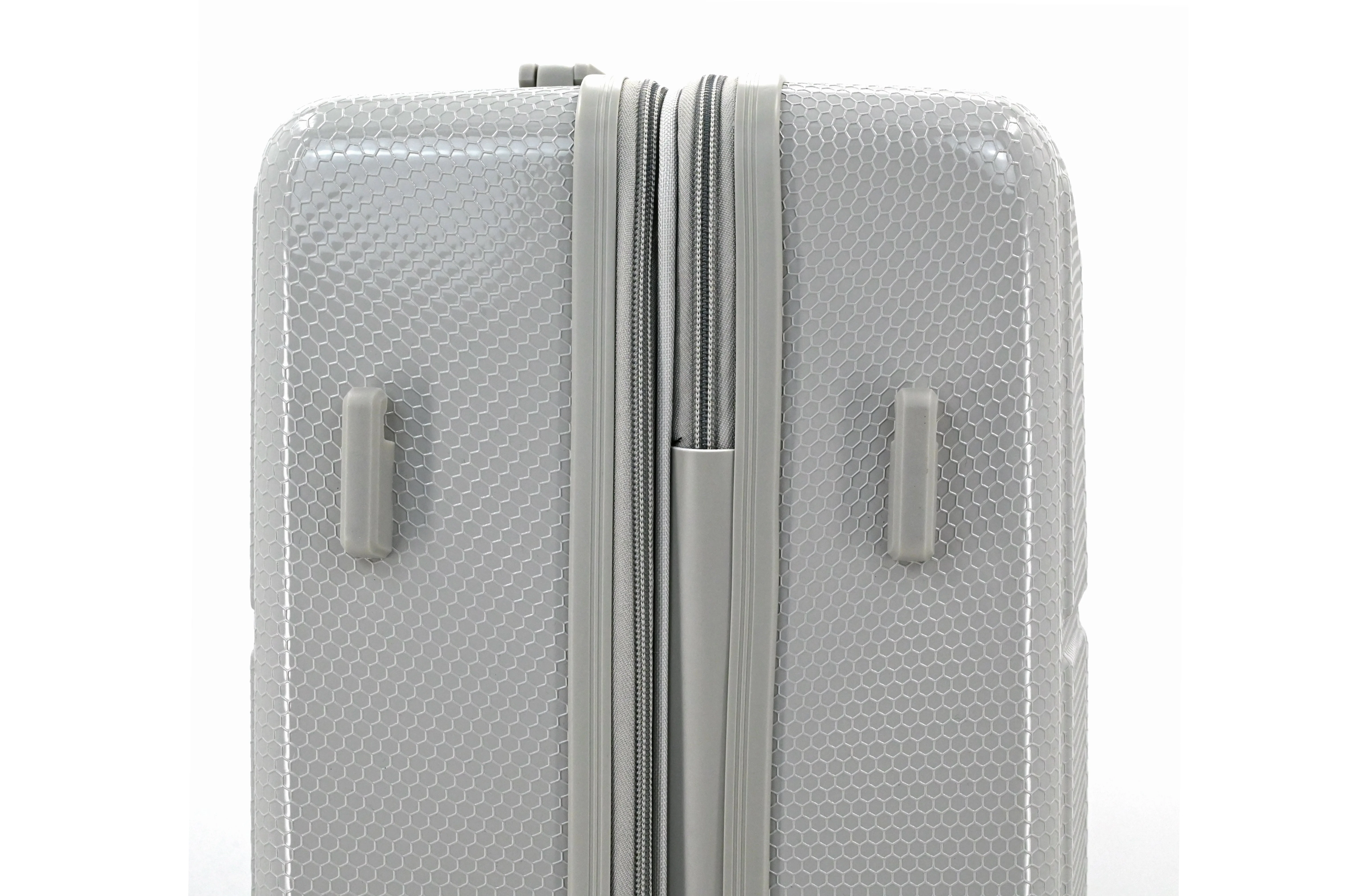AERO Expandable 3-Piece Spinner Luggage Set - Image 78