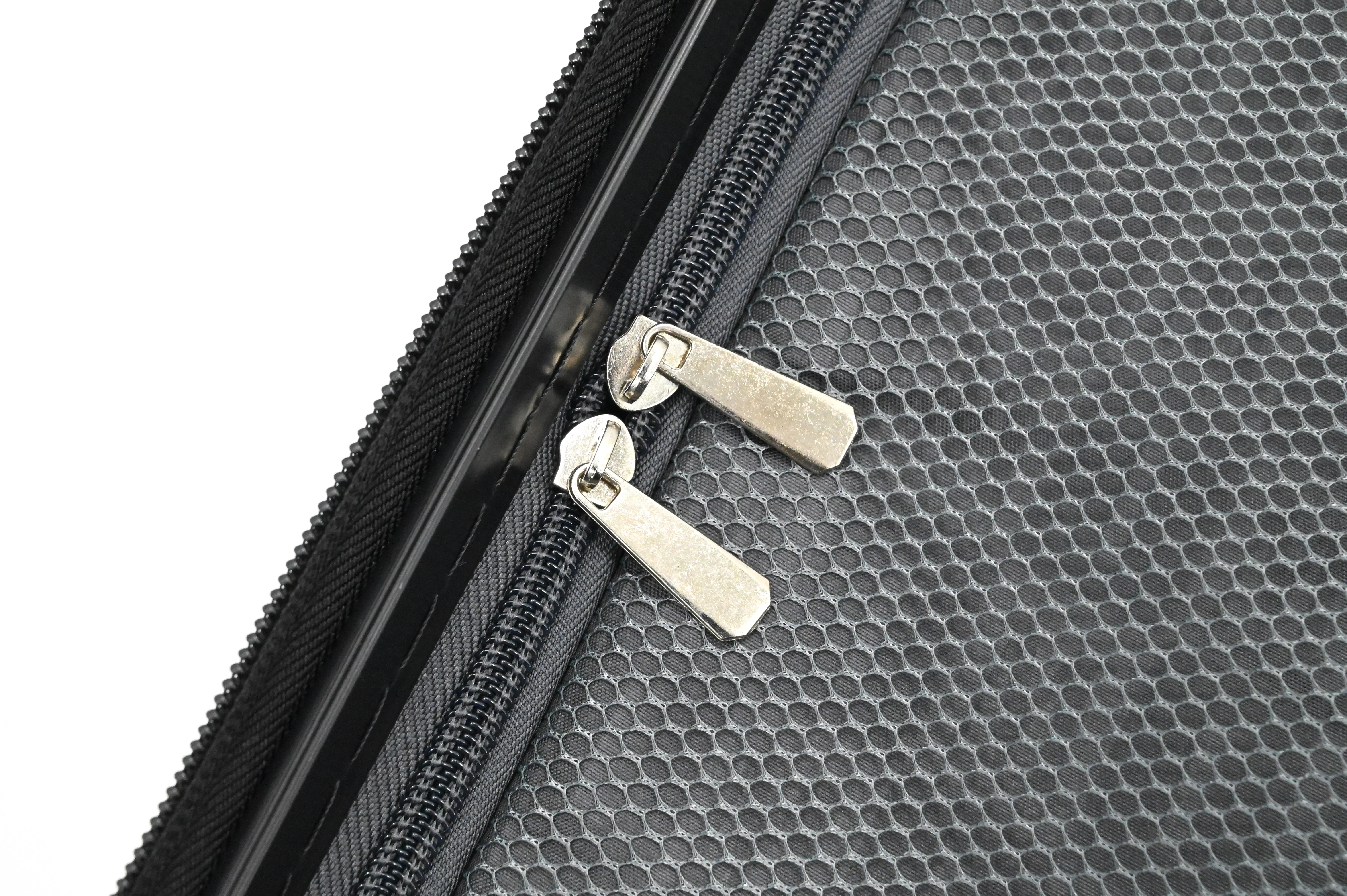 LUNA Expandable 3-Piece Spinner Luggage Set with Lock - Image 52