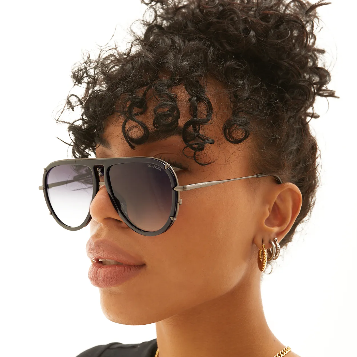 Ivy Luxe - Black Tangle-Free Round Aviator Sunglasses - Image 6