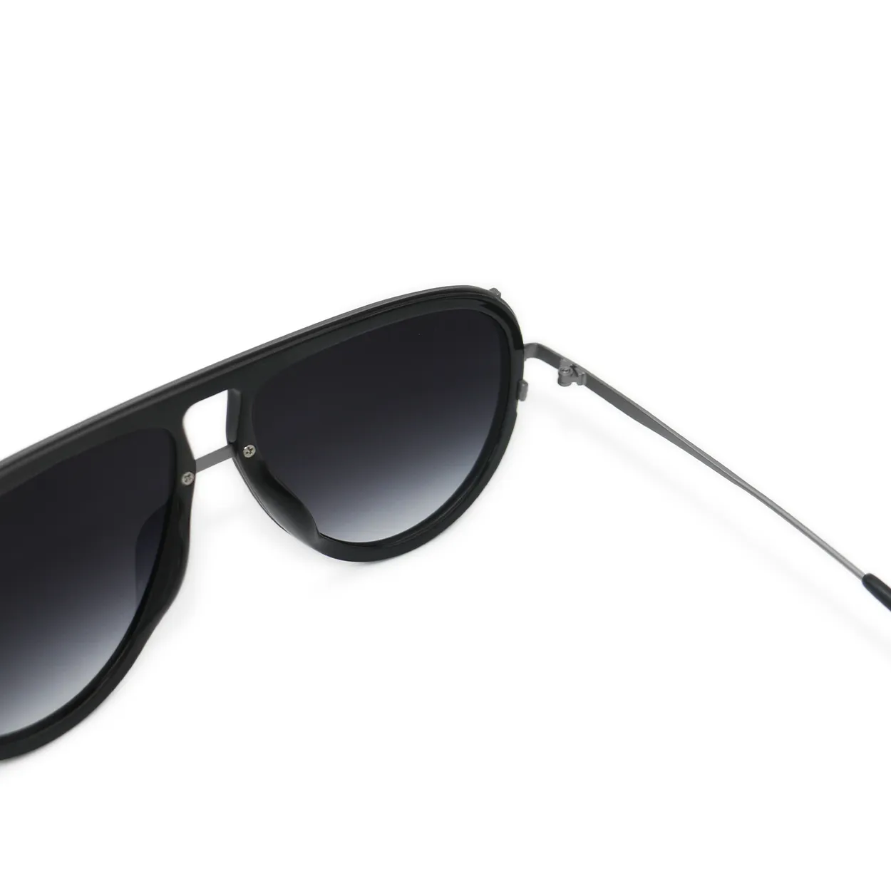 Ivy Luxe - Black Tangle-Free Round Aviator Sunglasses - Image 8