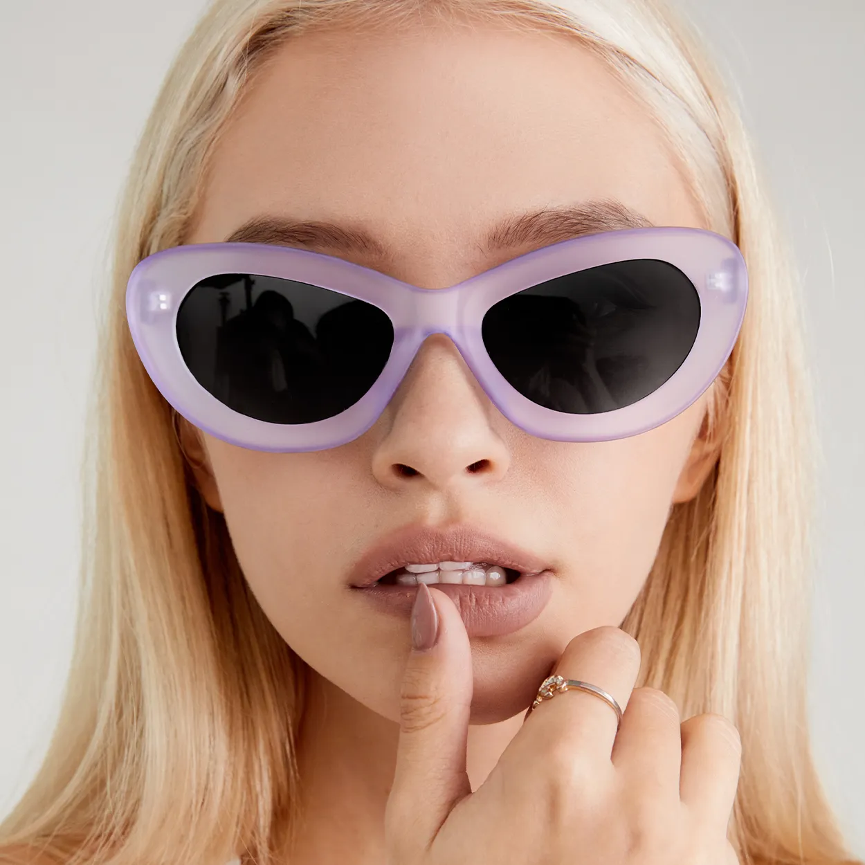 Jackie Sunglasses - Lilac - Image 4