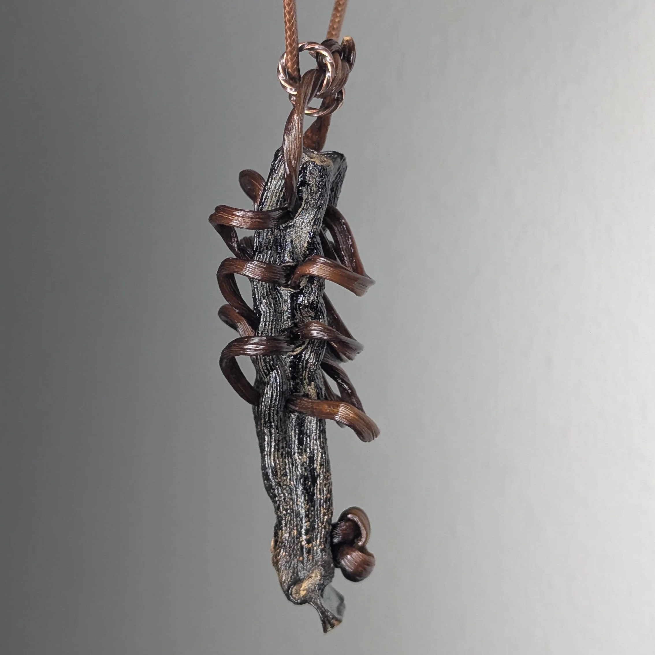 Laminida Pendant Necklace - Image 6