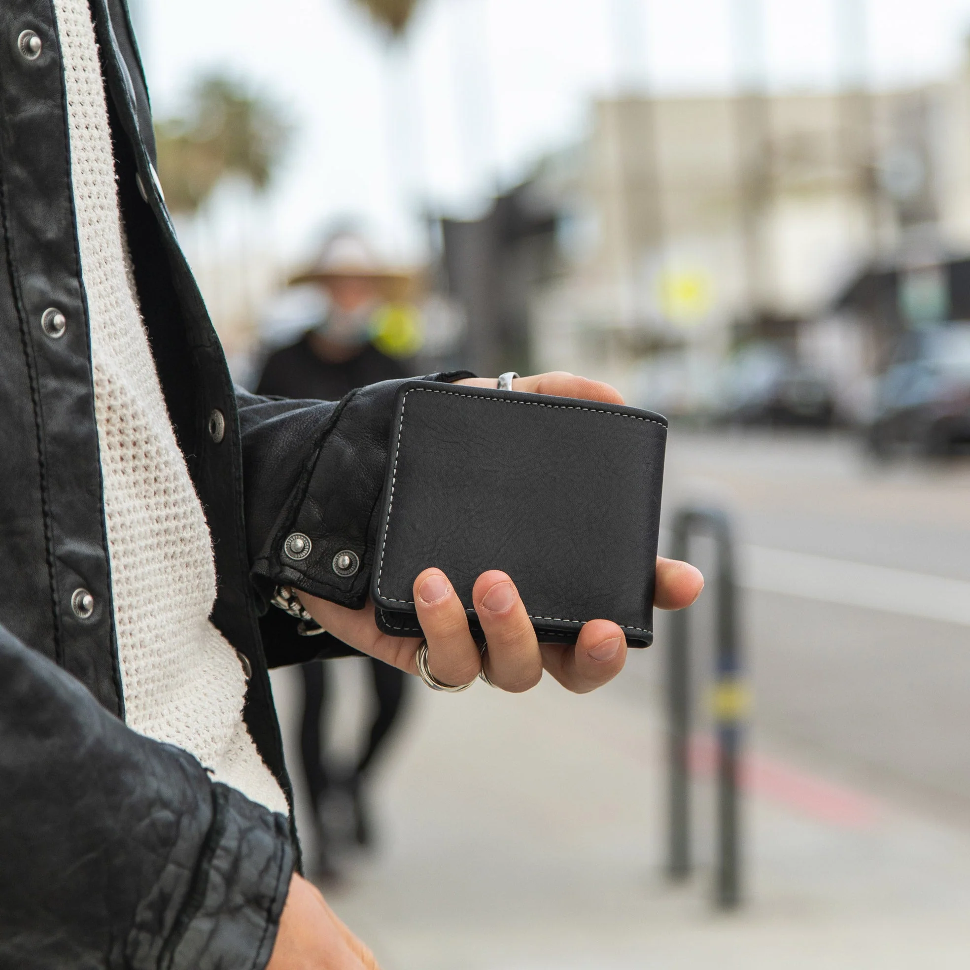 Large Billfold Wallet - Black - Image 7