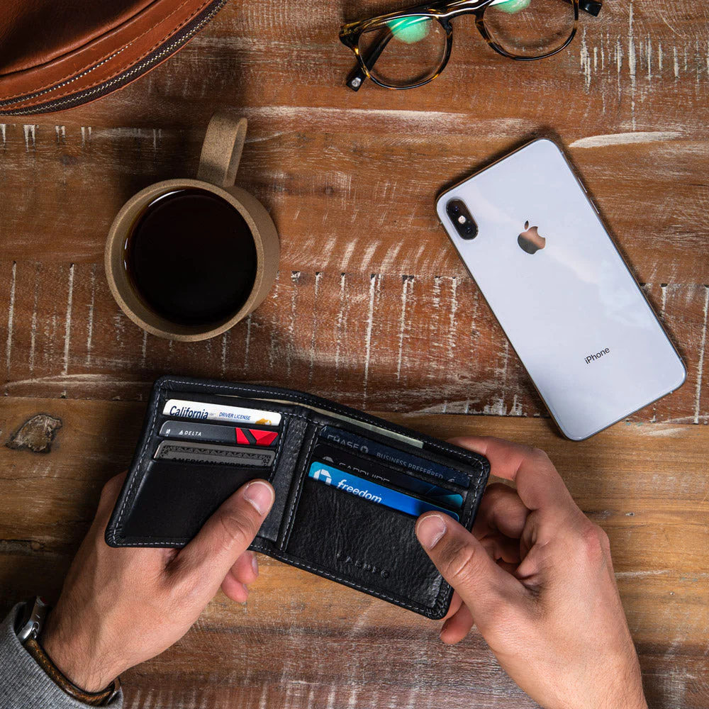 Large Billfold Wallet - Black - Image 9