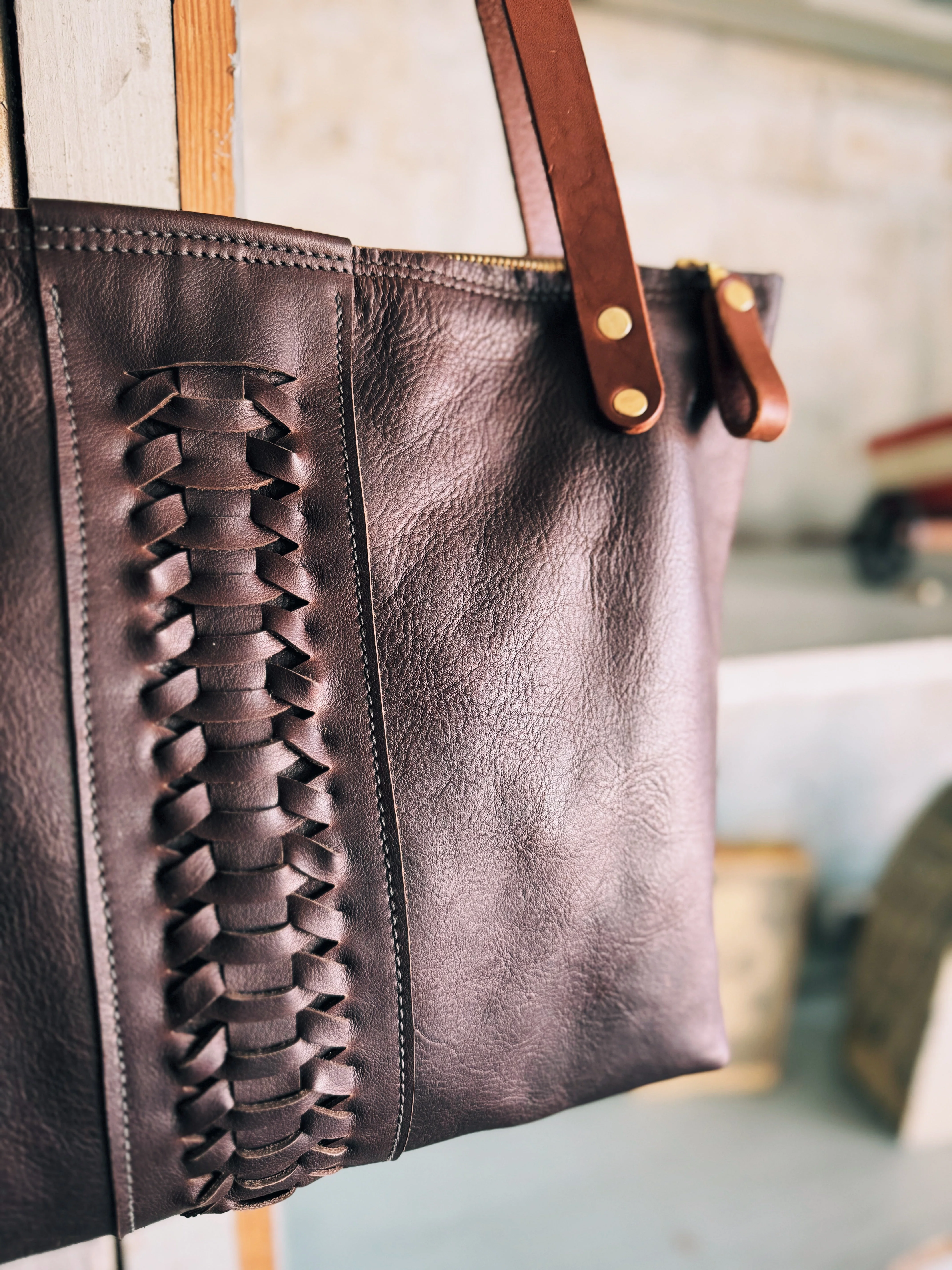 Le Tramé Tote Bag - Image 2