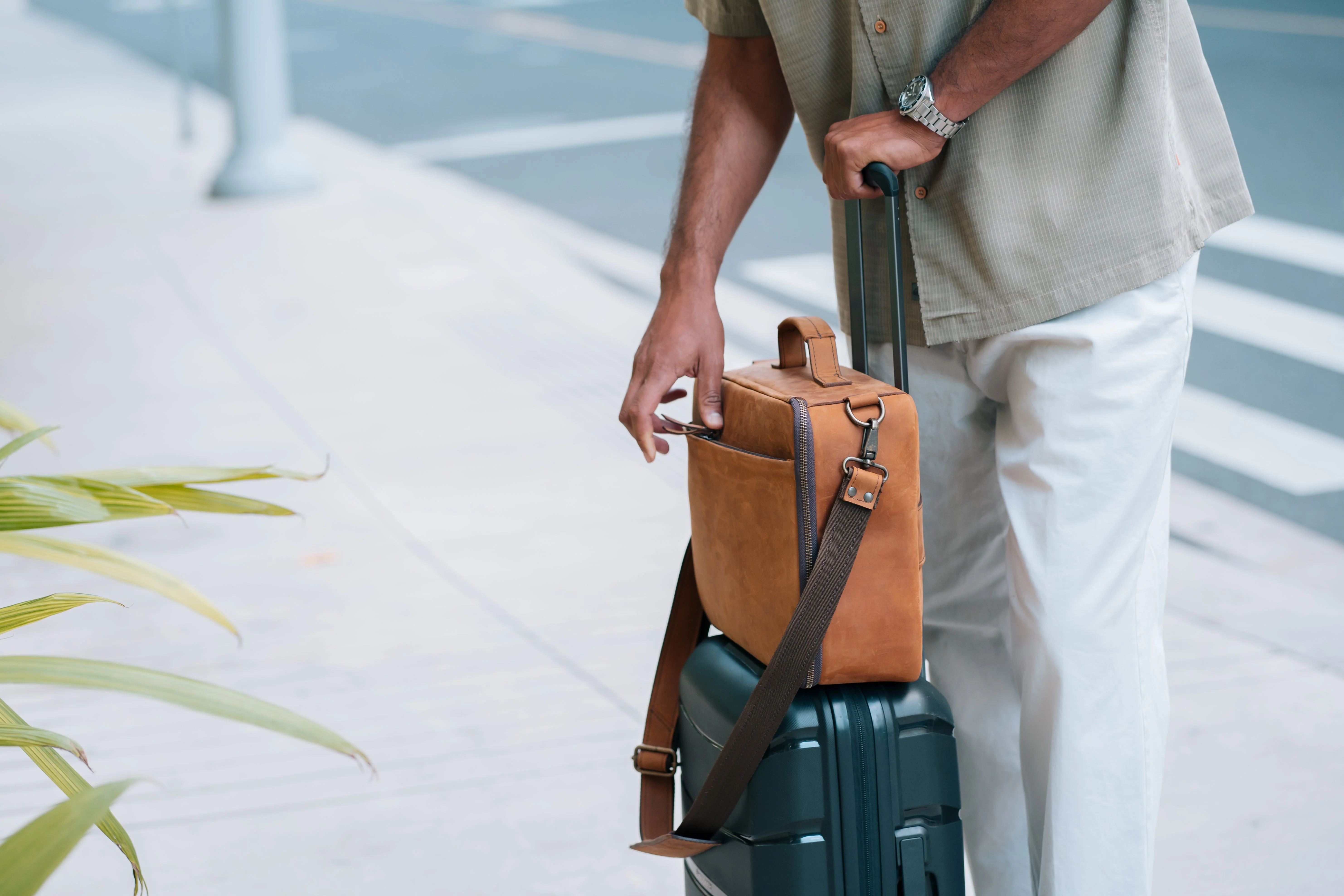 Leather CPAP Travel Briefcase - Image 7