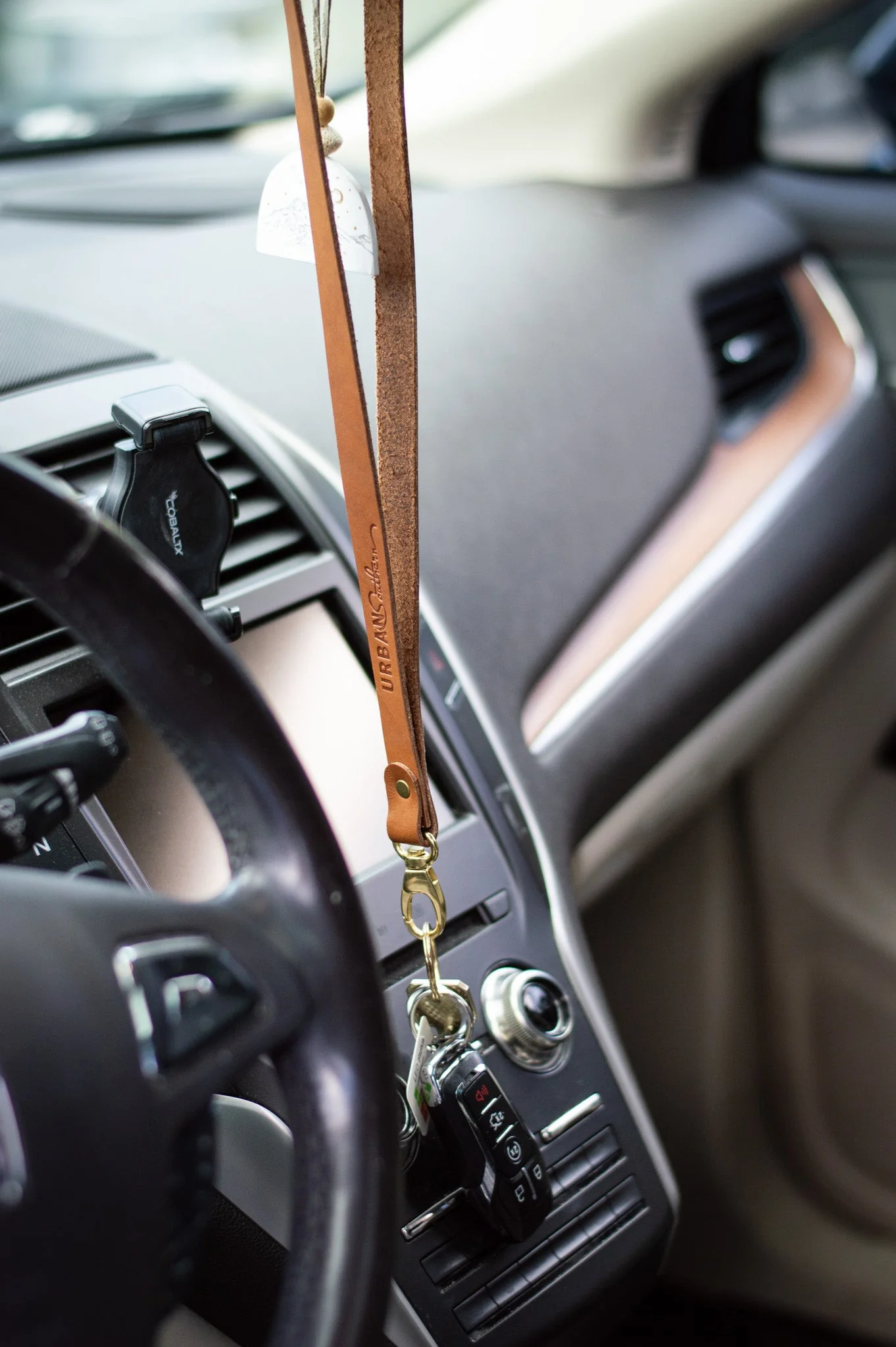 Leather Lanyard – Handcrafted Full-Grain Key & ID Holder - Image 7