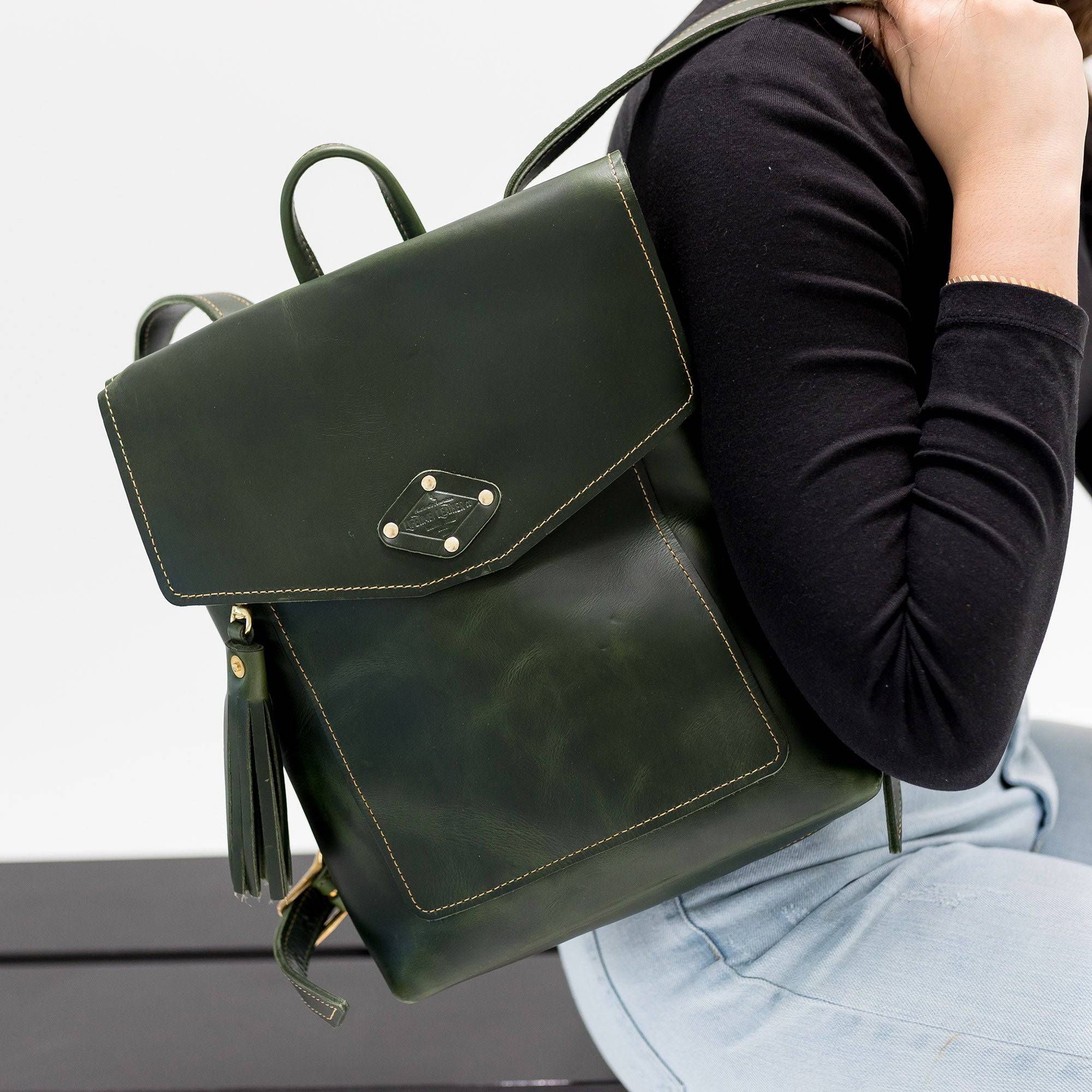 Premium Leather Rucksack for Everyday Use - Image 8