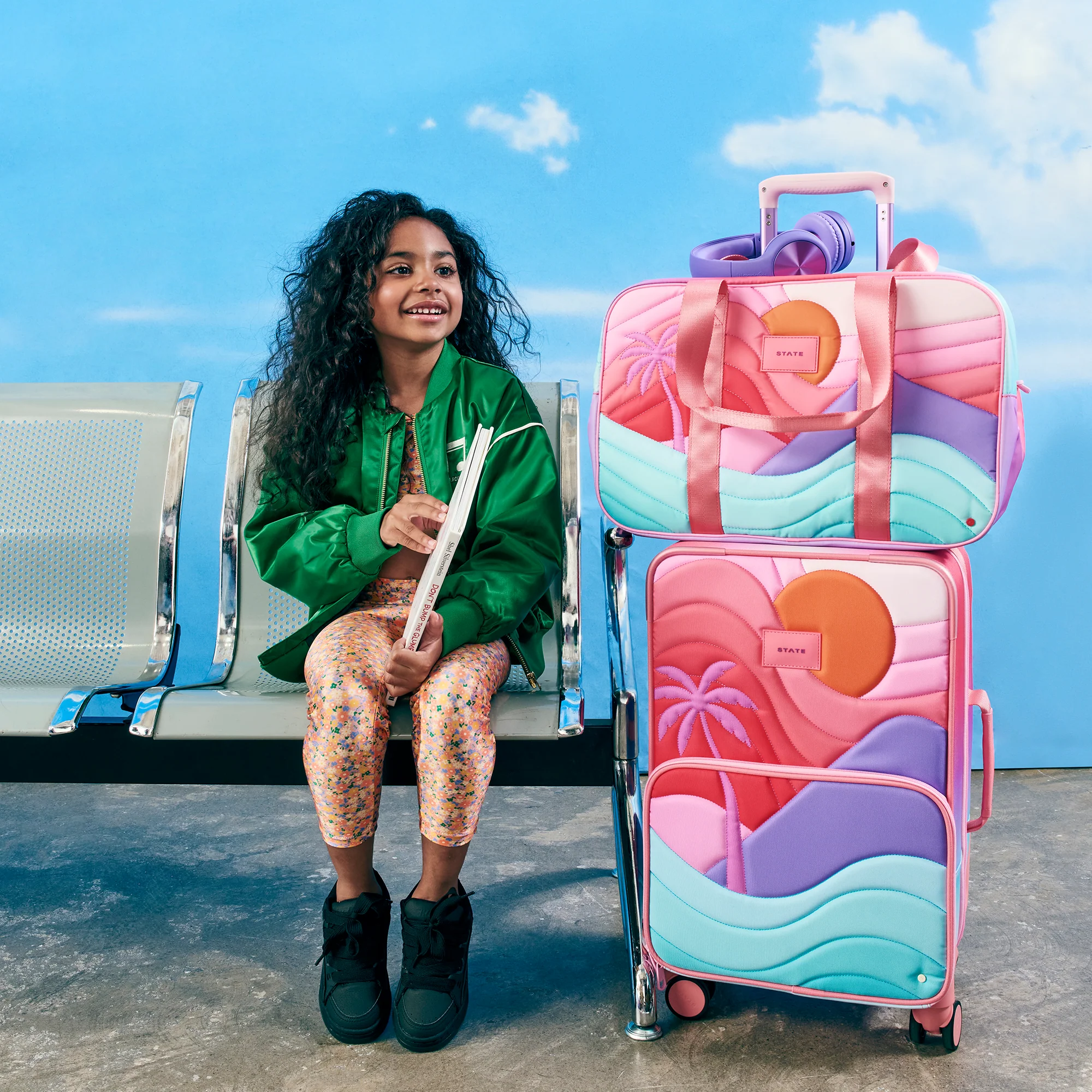 Logan Kids Carry-On Suitcase - Image 7