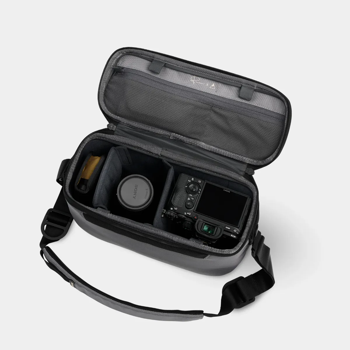 Luma Camera Sling 12L - Image 20