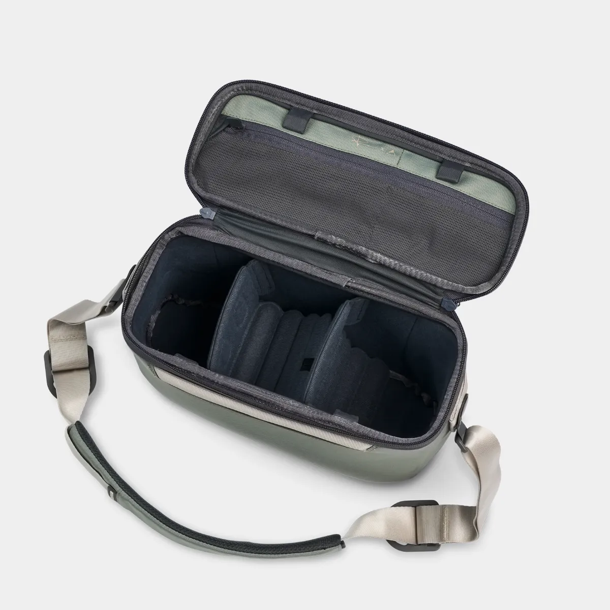 Luma Camera Sling 12L - Image 24