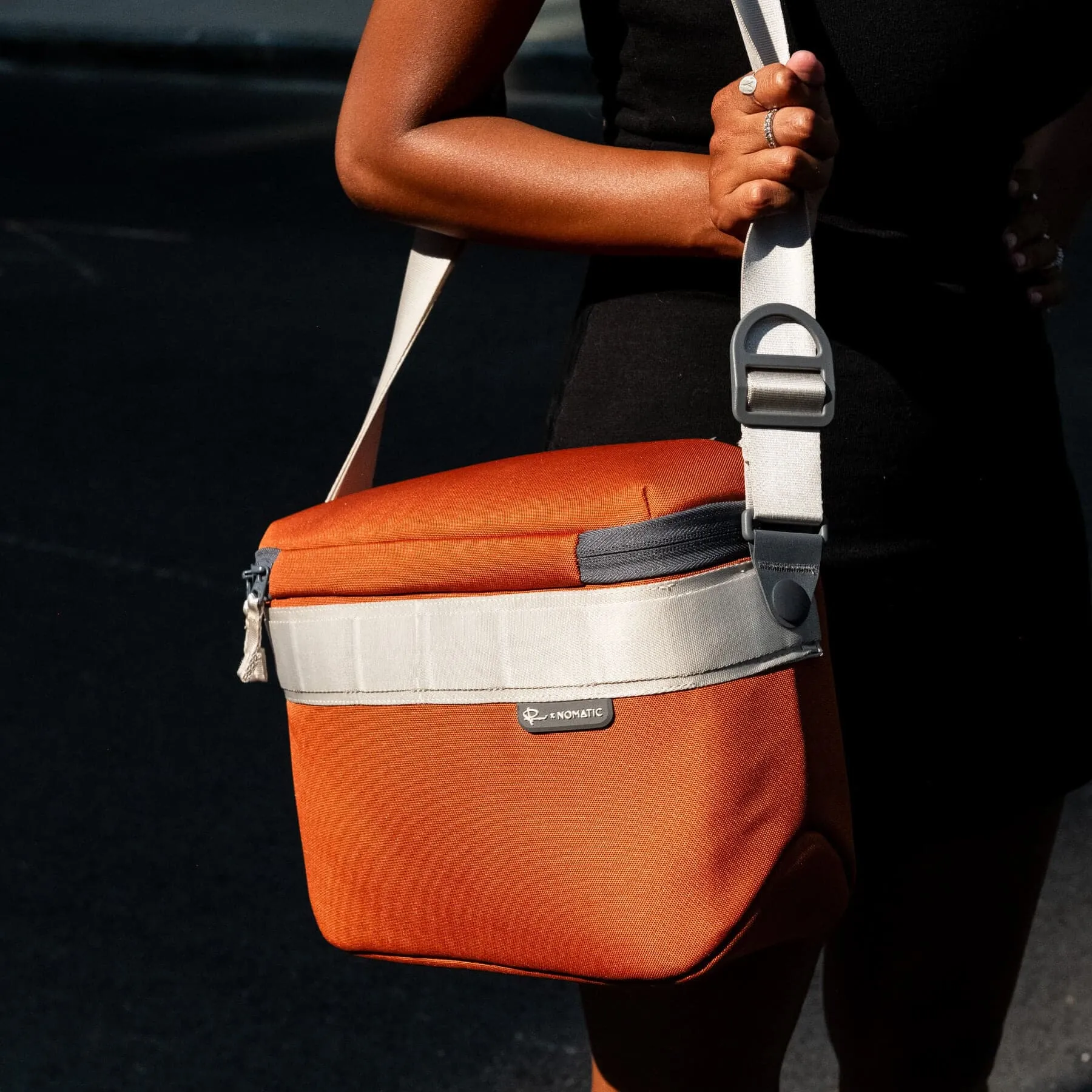Luma Camera Sling 12L - Image 4