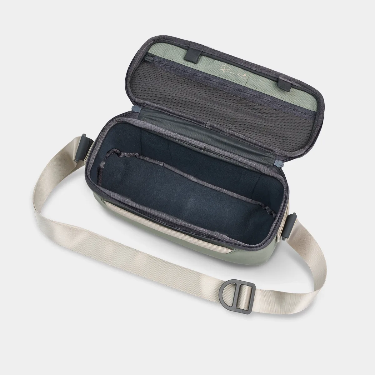 Luma Camera Sling 9L - Image 21