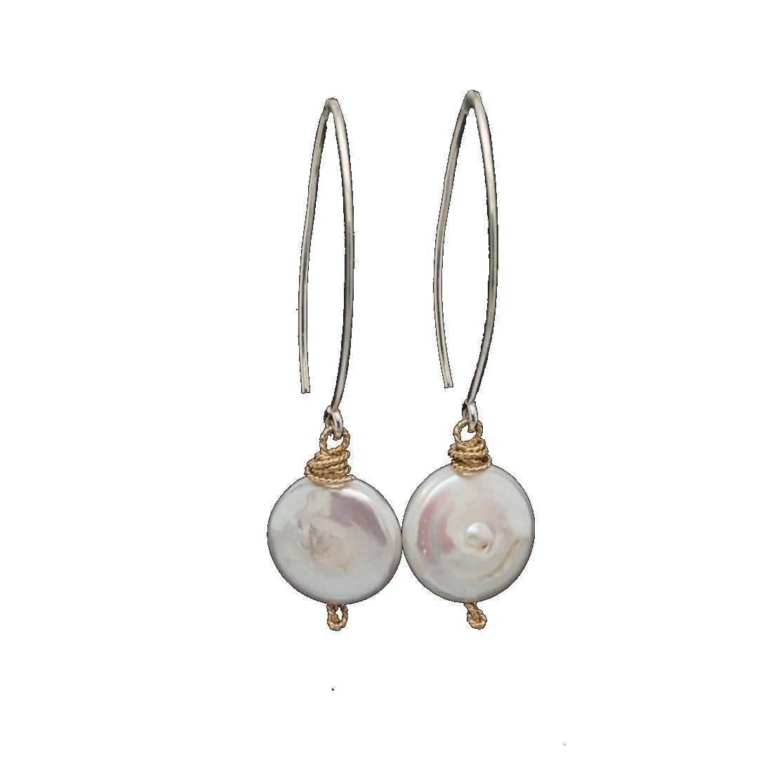 Luna Pearl Earrings - Image 3