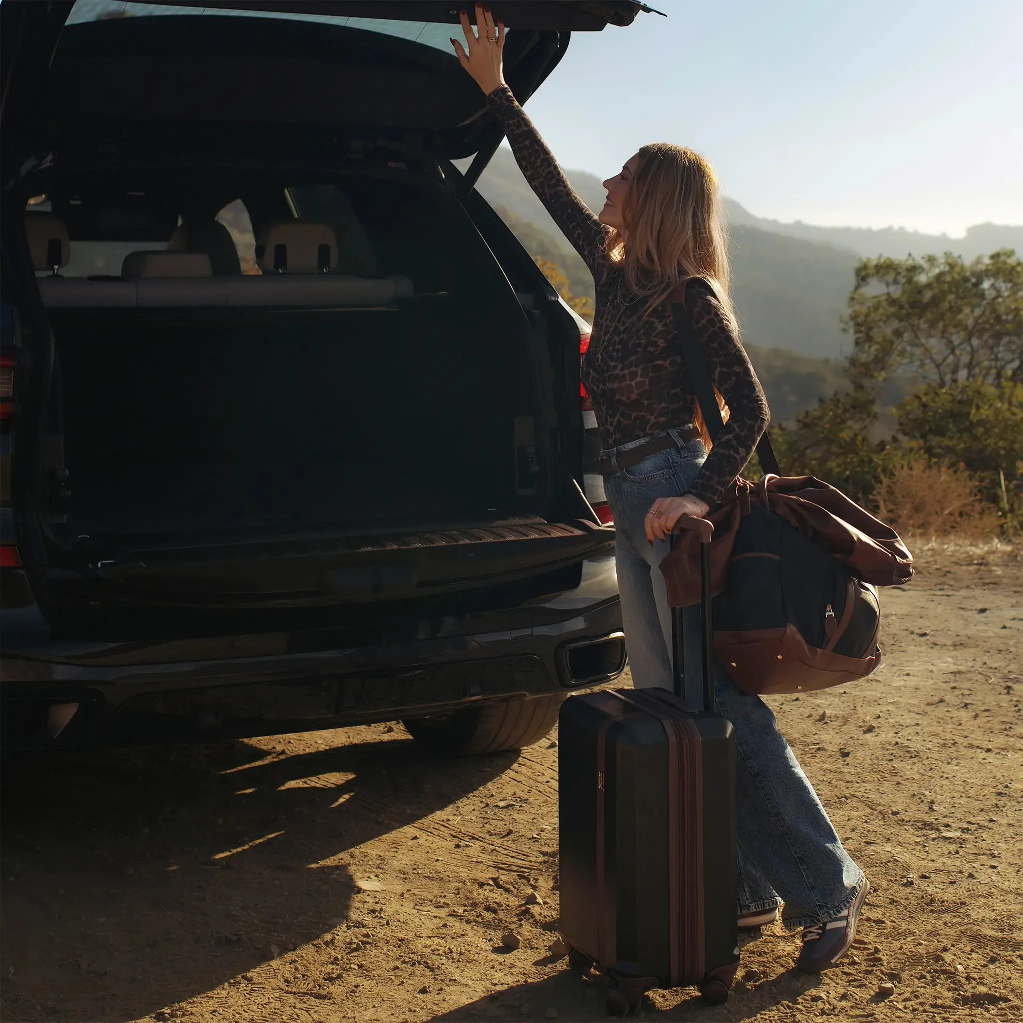 Luxe Journey 2 Piece Weekender & Backpack Set - Image 3