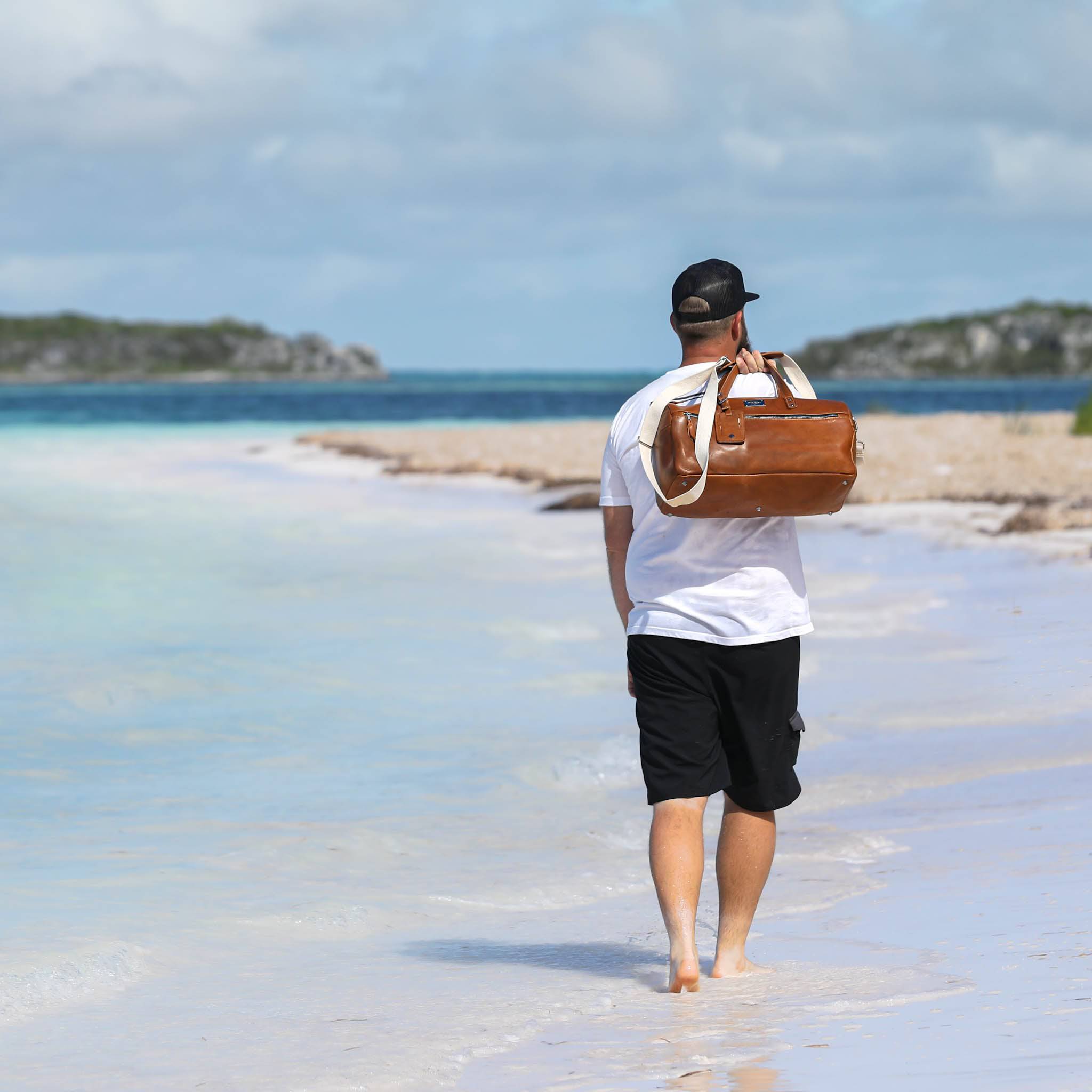 Luxury Leather Duffel Bag - Image 11