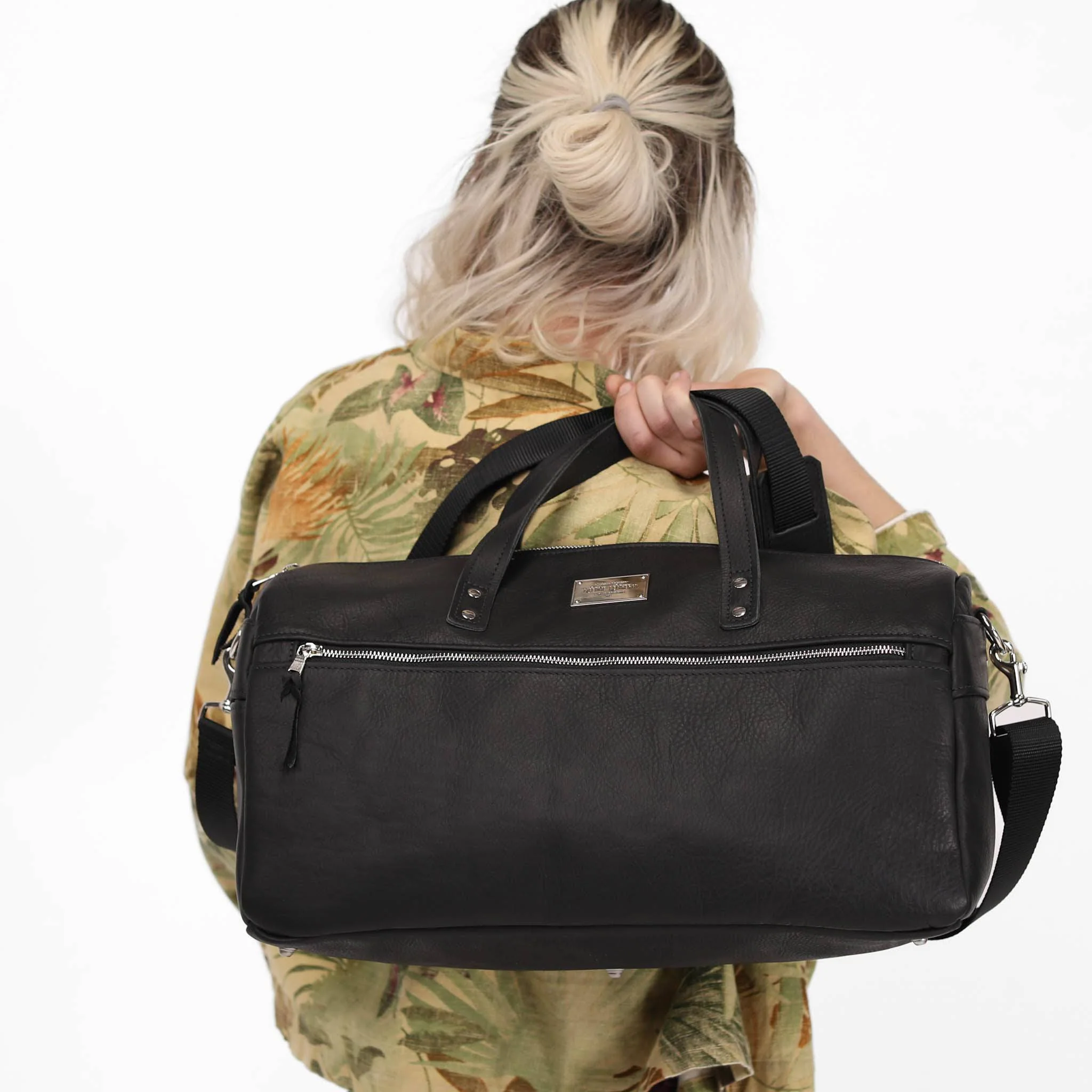 Luxury Leather Duffel Bag - Image 20
