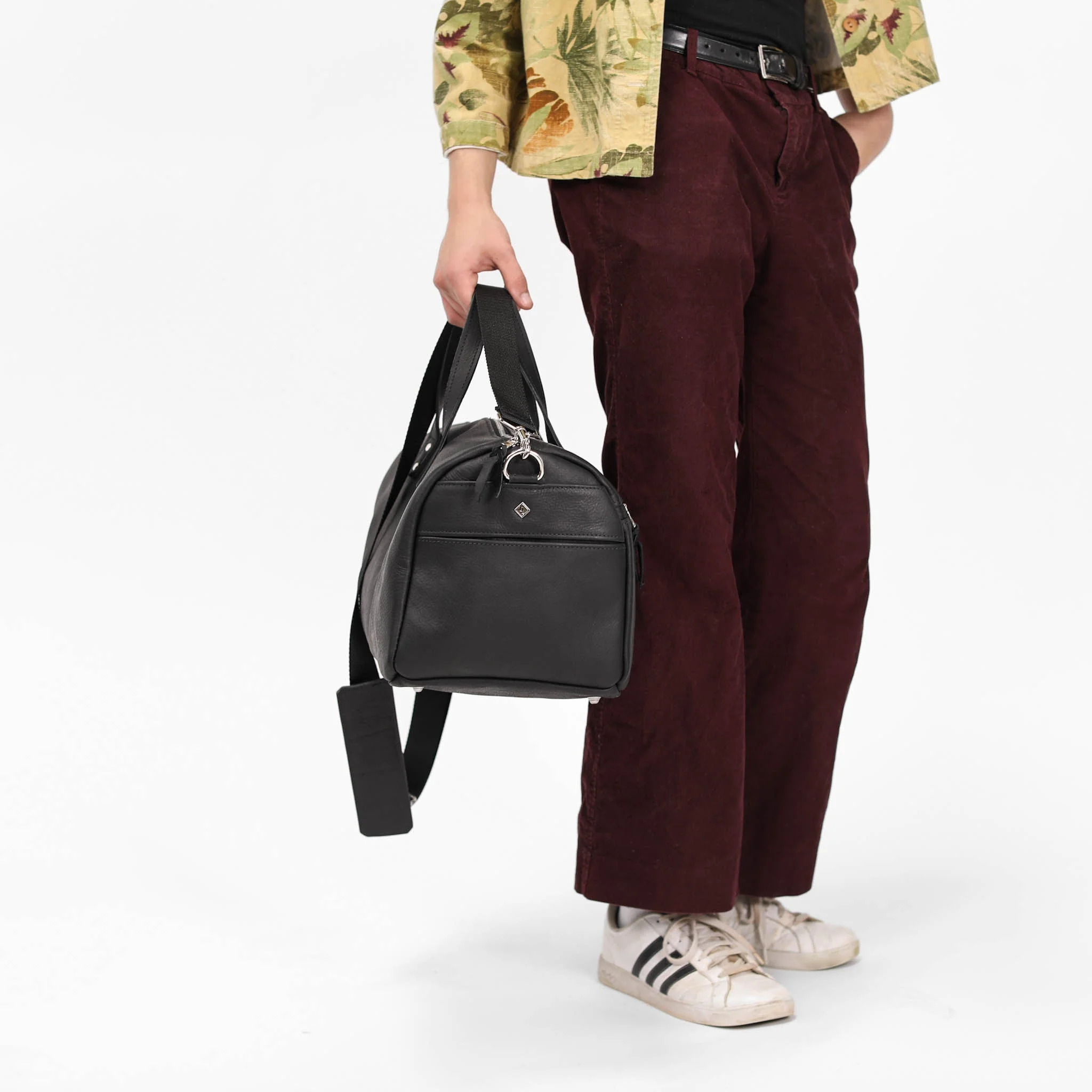 Luxury Leather Duffel Bag - Image 21