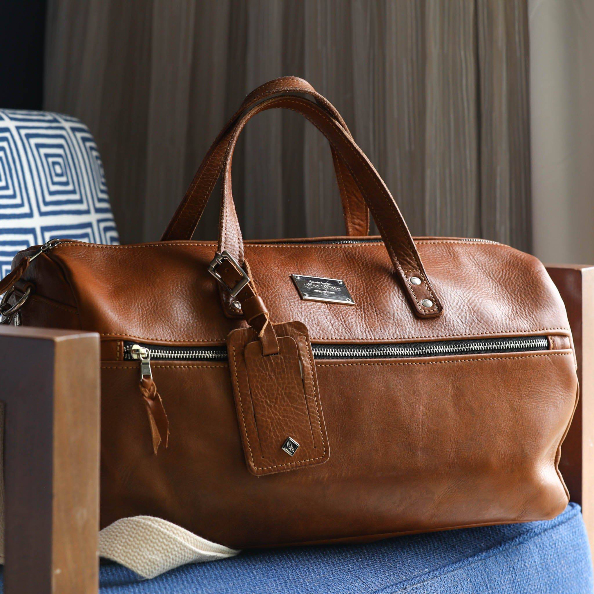 Luxury Leather Duffel Bag - Image 3
