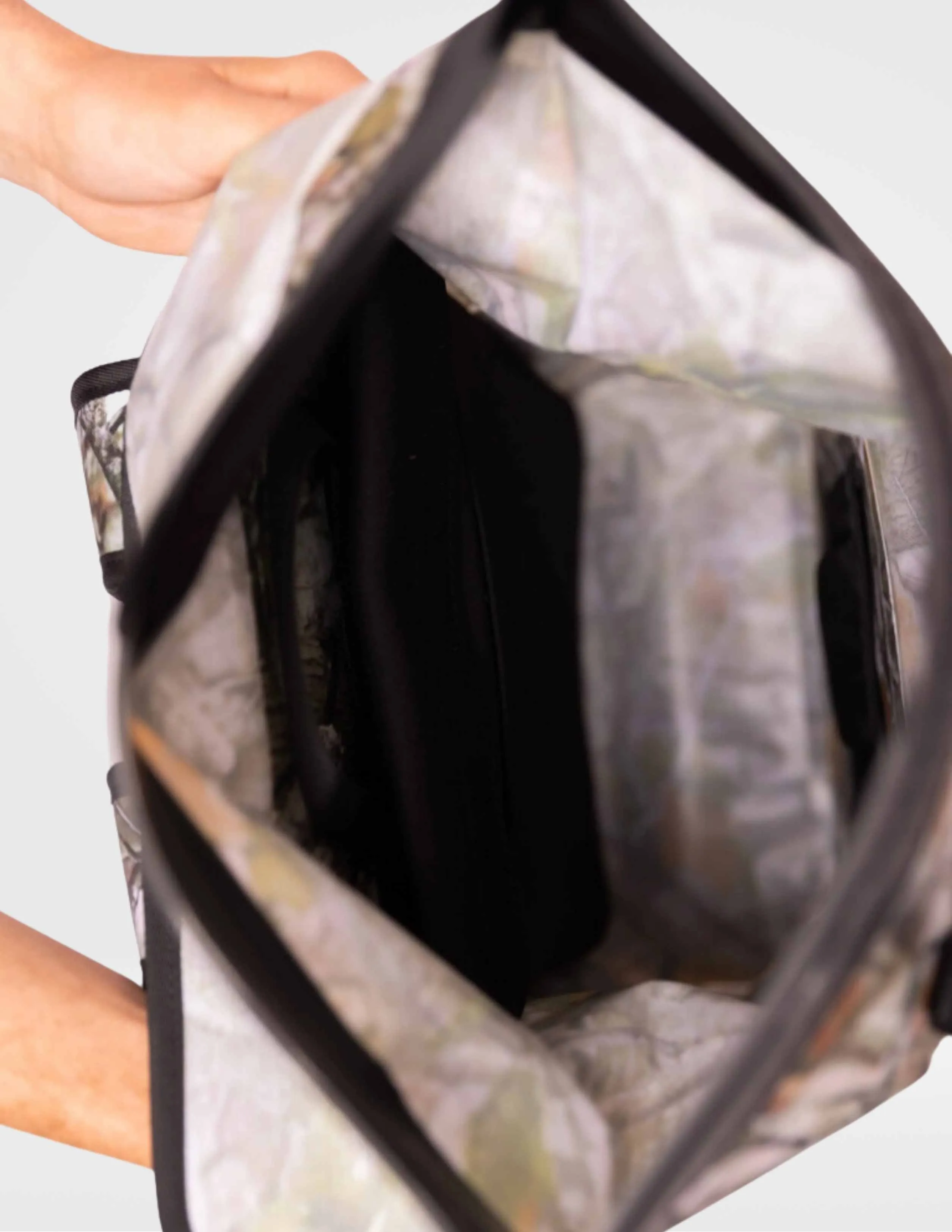MagnaGuard-Auto-Sealing Dry Bag - Forest Camo - Image 4