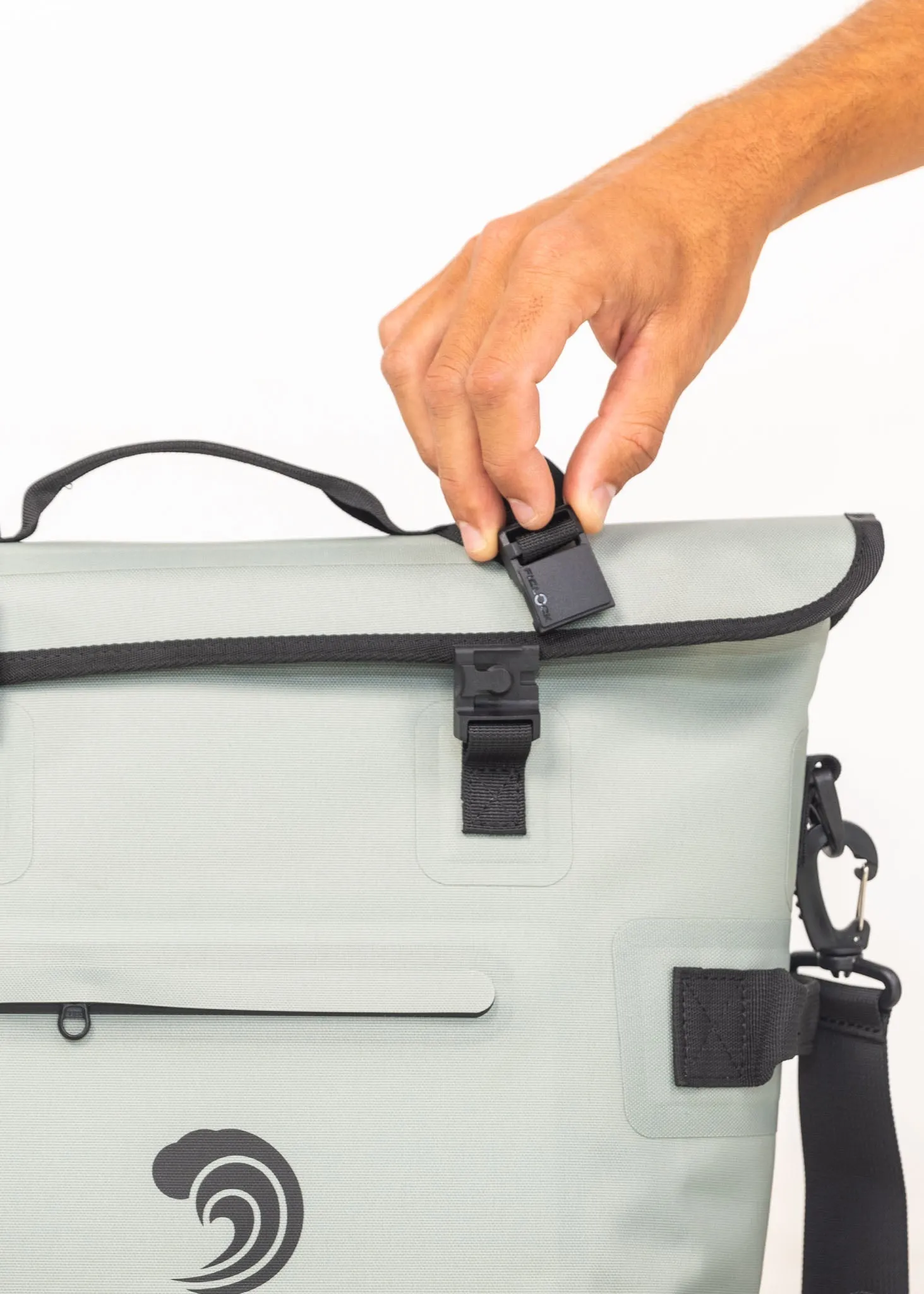 MagnaGuard Auto-Sealing, Waterproof, Floating, Scent Proof Day-Pack - Image 5