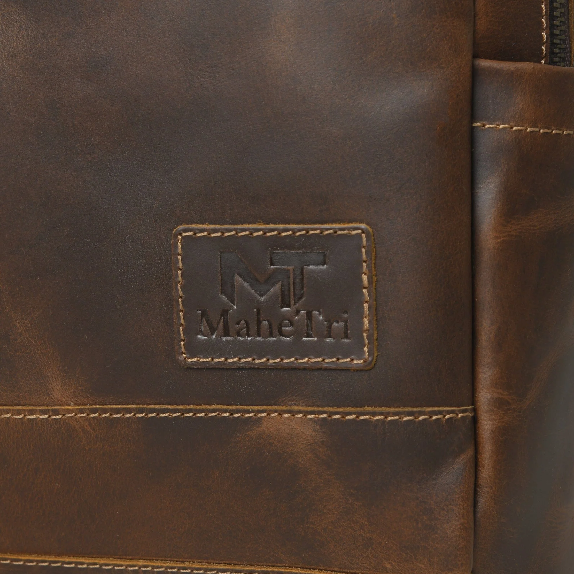 MaheTri Cambridge Unisex Buffalo Leather Backpack - Image 12