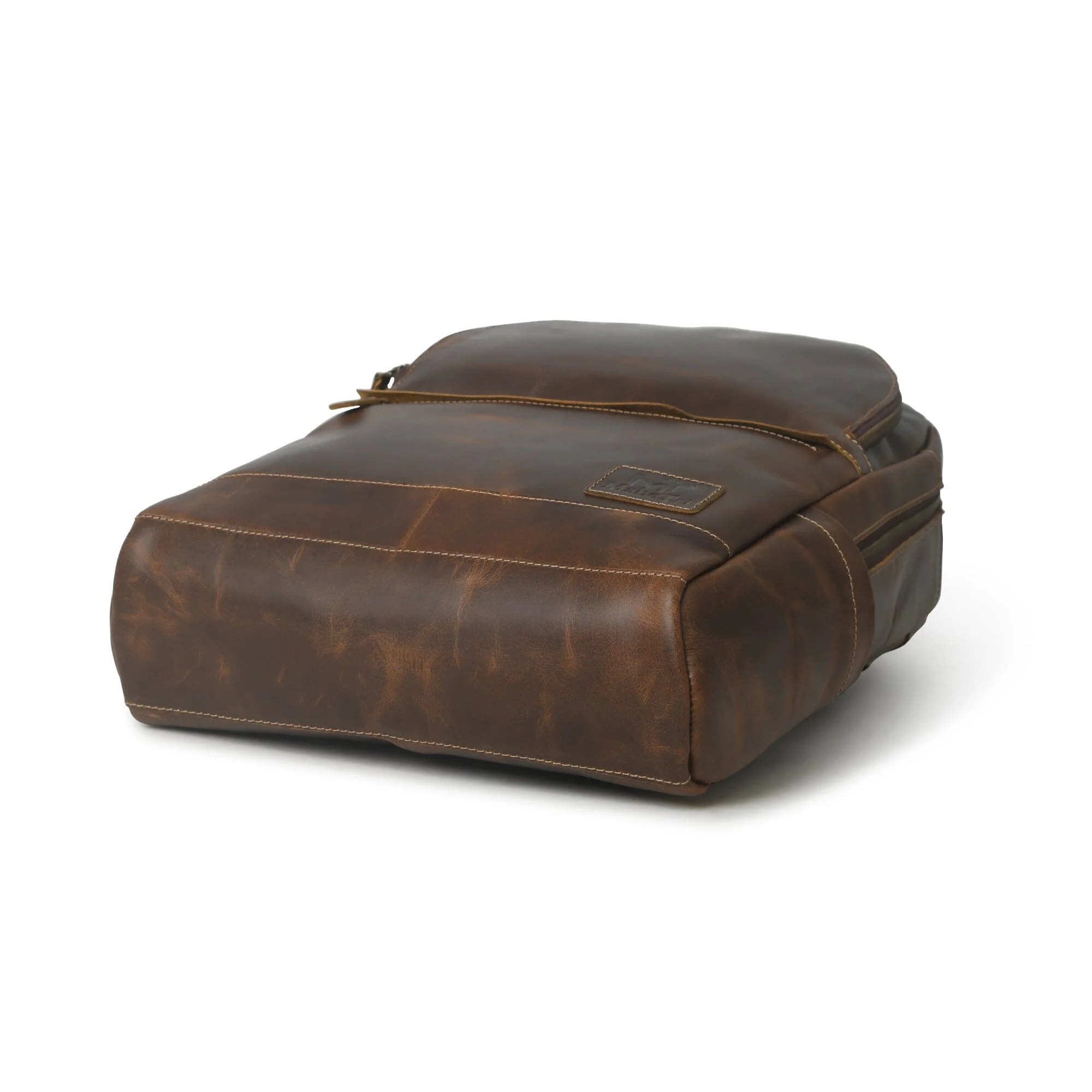 MaheTri Cambridge Unisex Buffalo Leather Backpack - Image 5