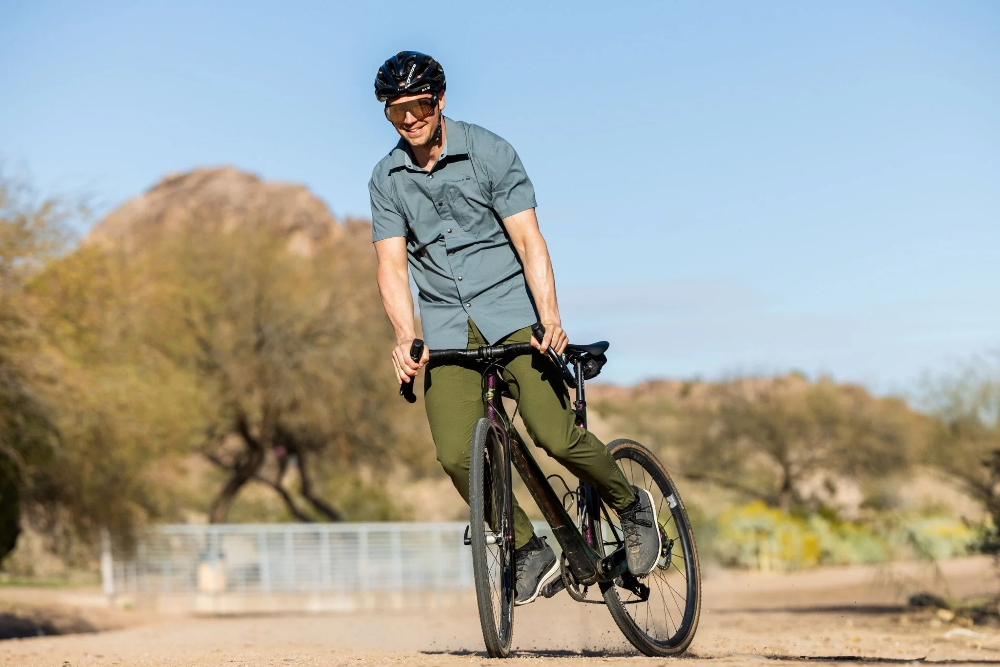 Men's Rider Lightweight Bike Pant - Image 9