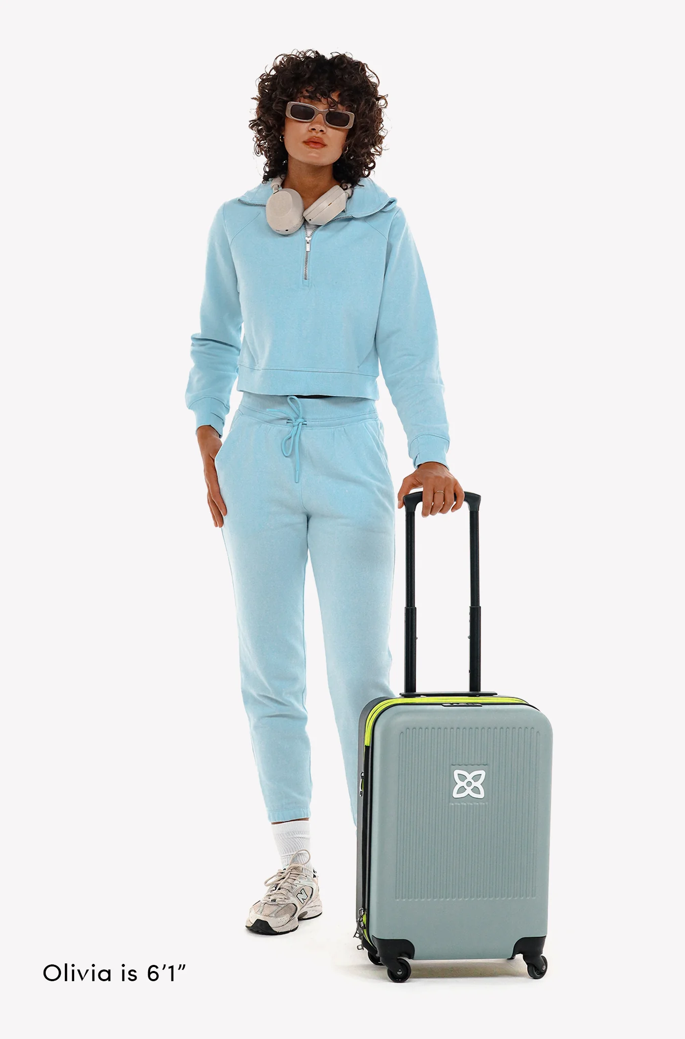 Meridian 22" Carry-On Suitcase - Image 6