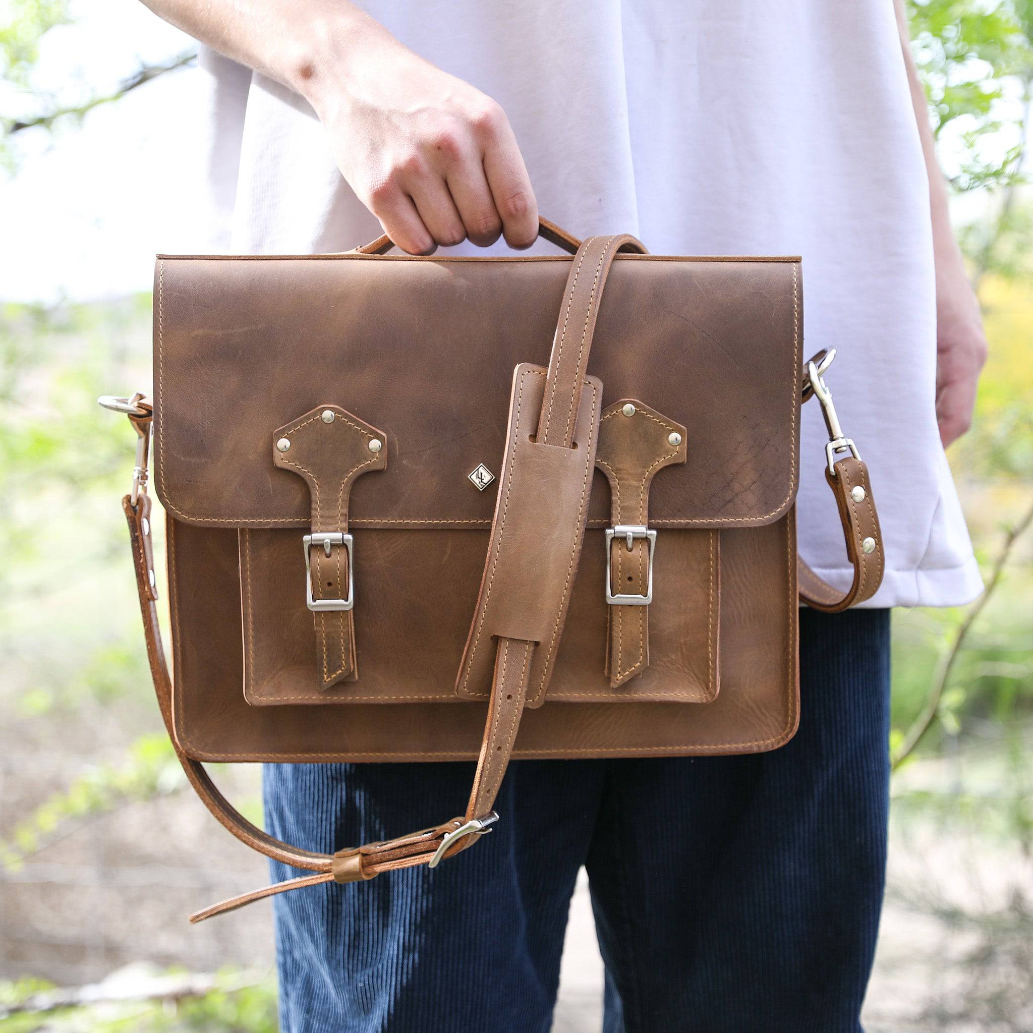 Classic Leather Messenger Bag for Men - Image 4
