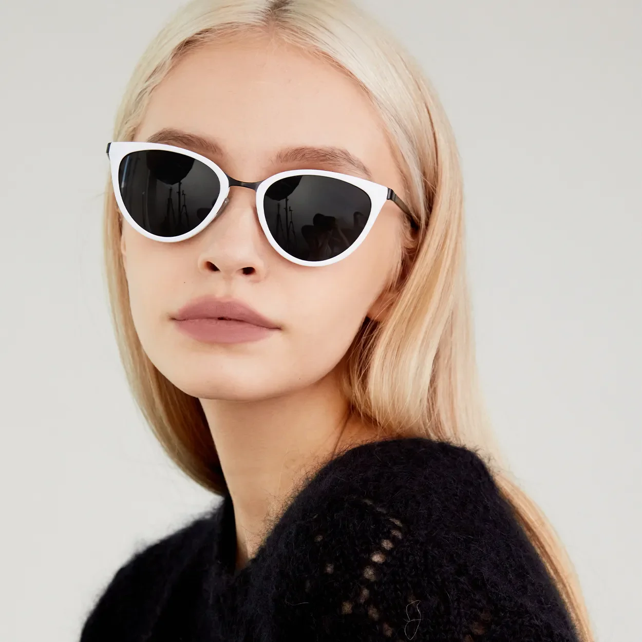 Miranda Sunglasses - White - Image 4