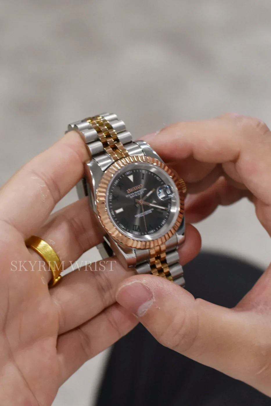 Mod Datejust Wimbledon Two-Tone Rose Gold Gray Watch - Image 3