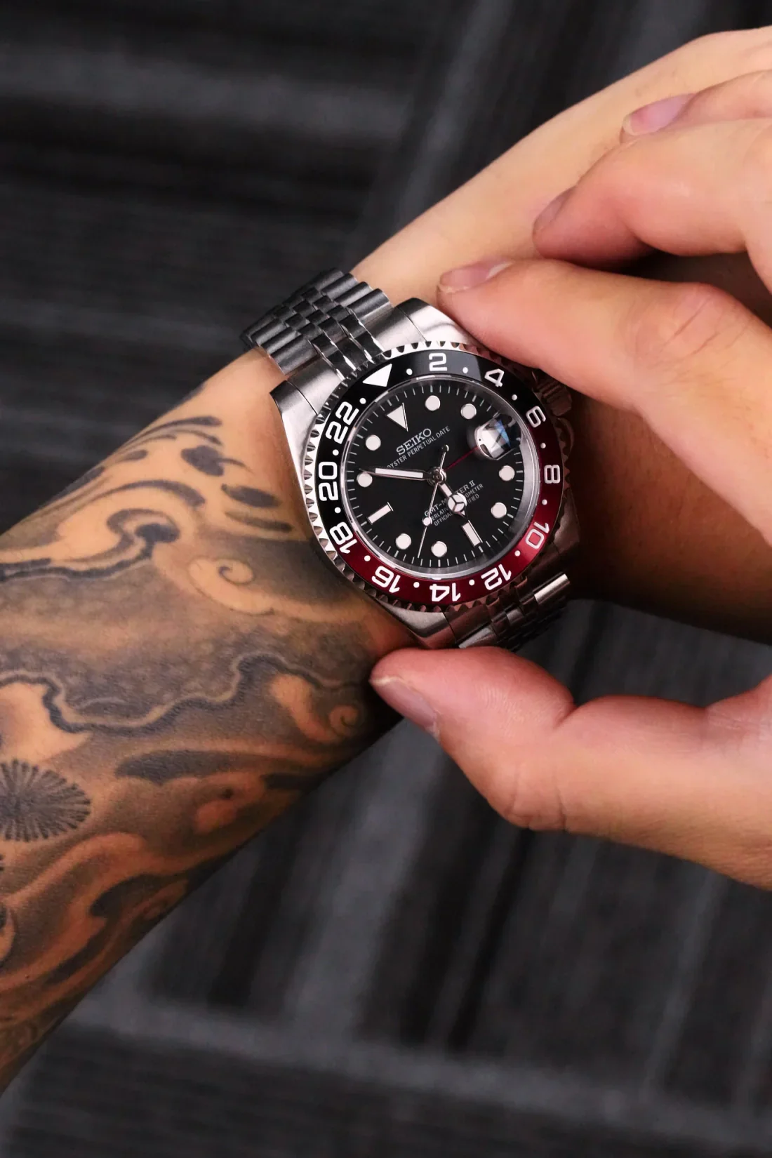 Mod GMT-Master II Cola Watch - Image 2