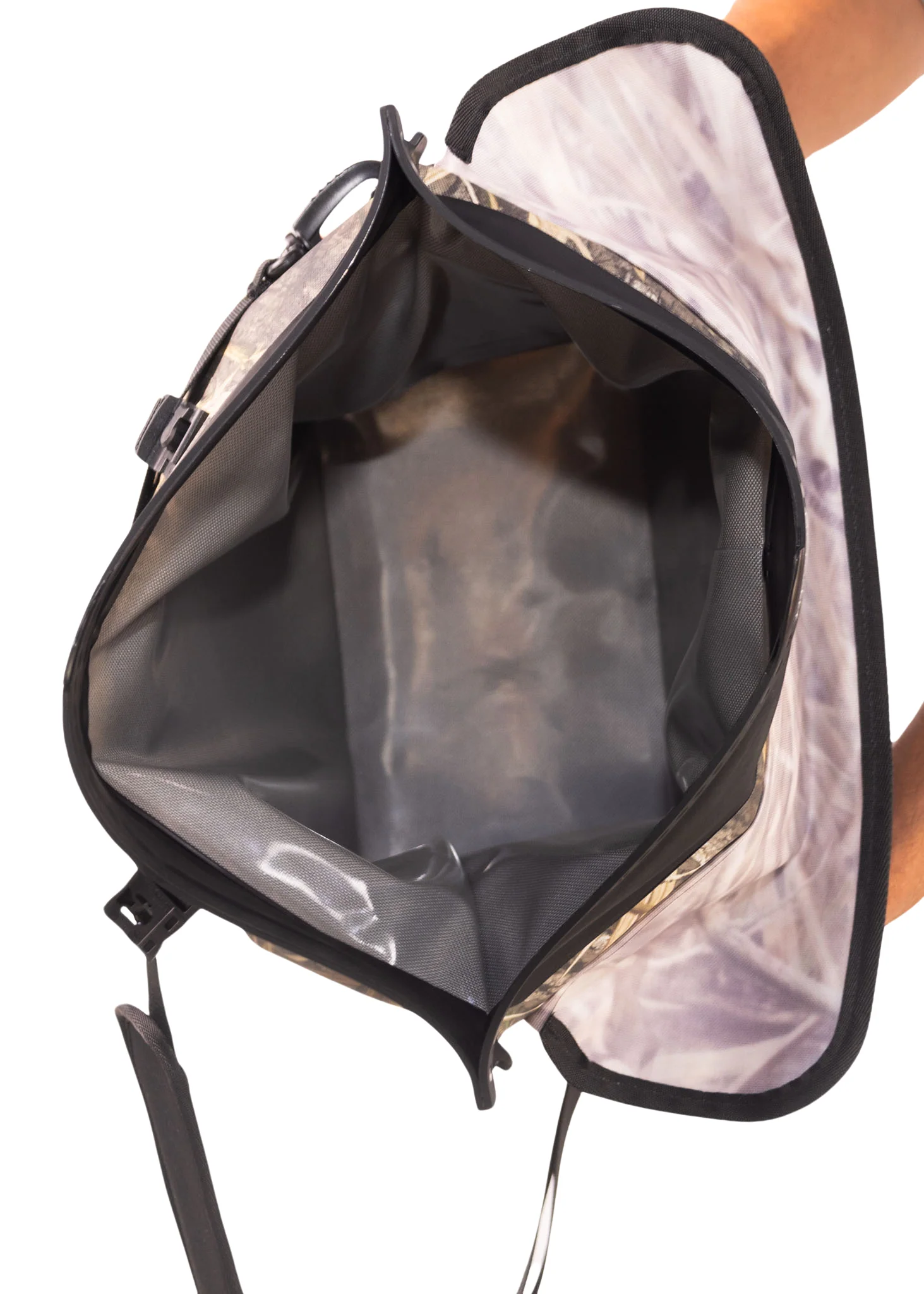 Mossy Oak - Auto-Sealing, Waterproof, Floating, Scent Proof Day-Pack Cooler - Image 5