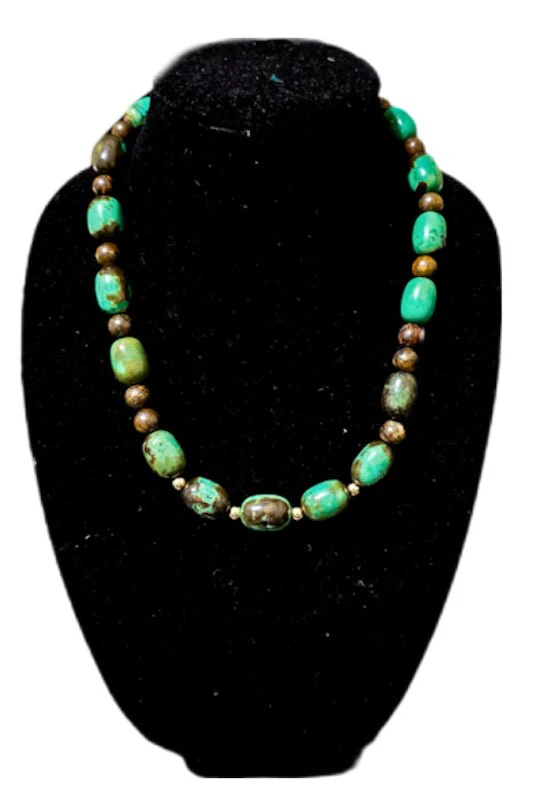 Natural Green Turquoise Necklace - Image 2