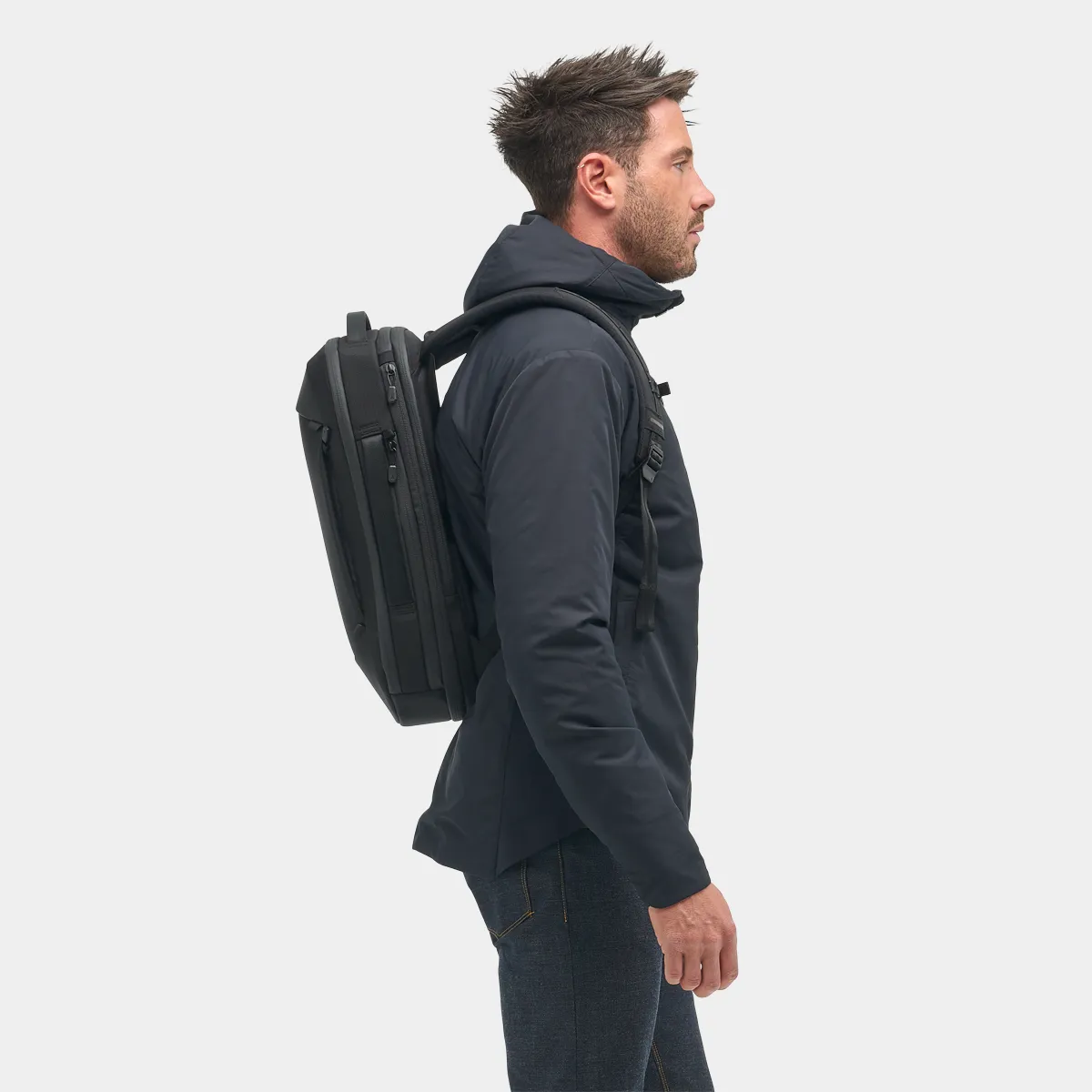 Expandable 15L to 21L Navigator Backpack - Image 3