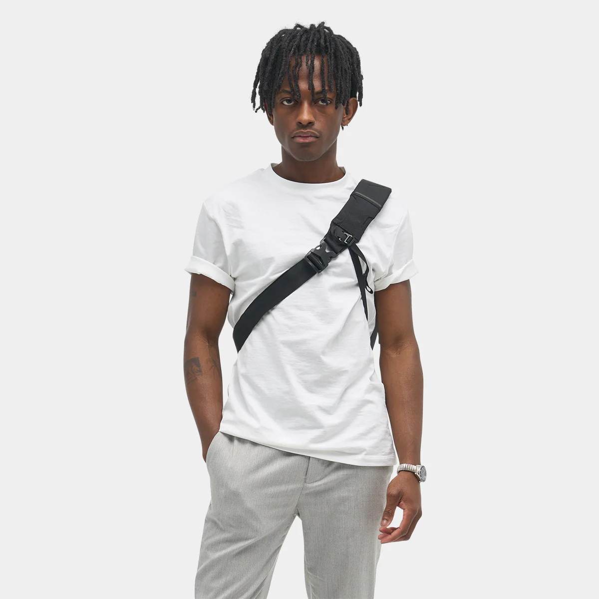 Navigator Sling 6L Crossbody Bag - Image 4