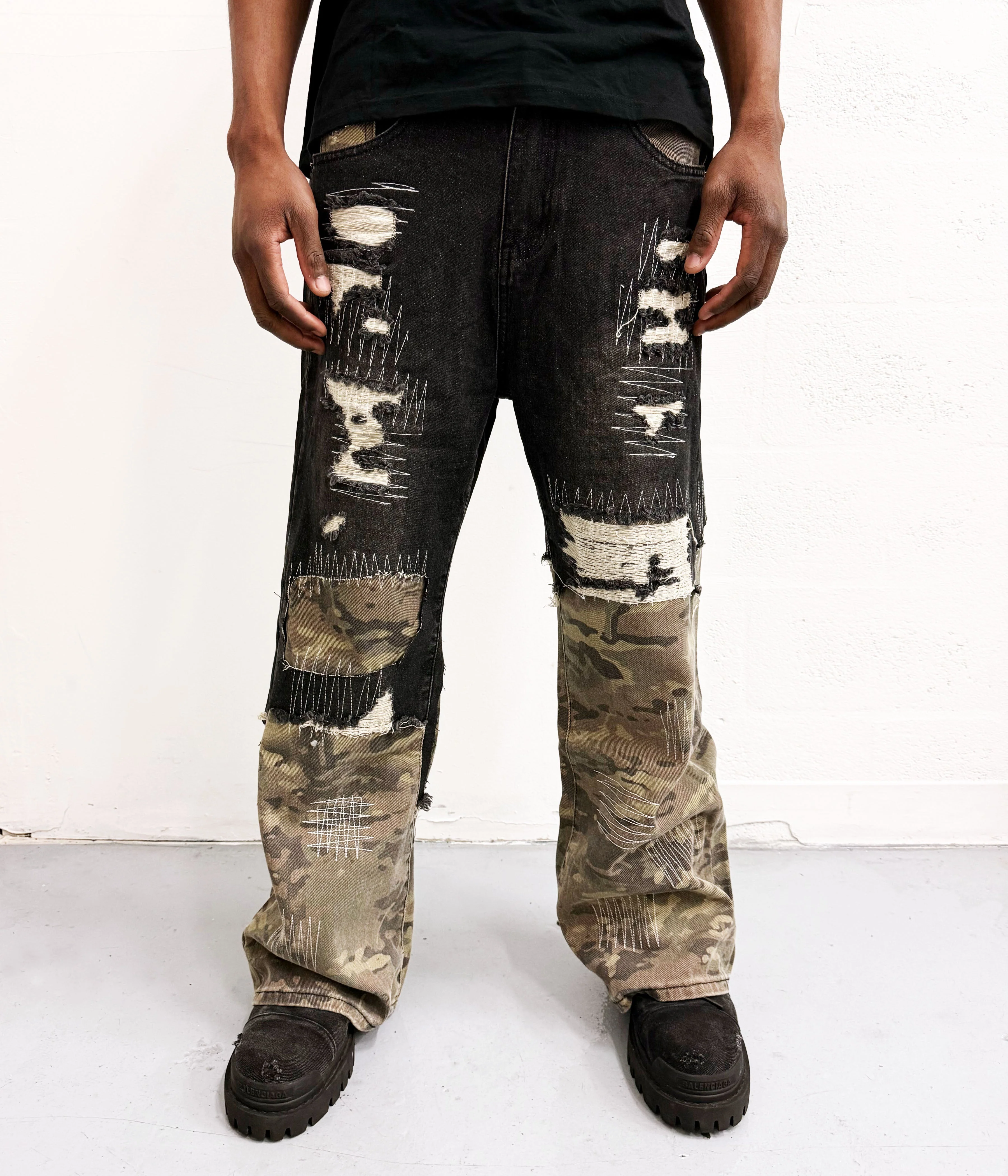 NOIR SCAB CAMO FLARE DENIM - Image 2